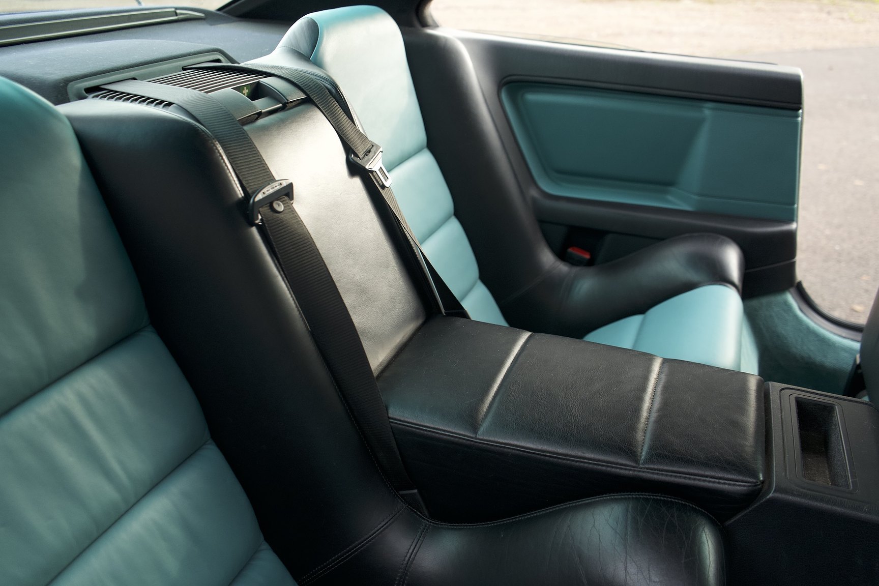 Interiörbild 1992 BMW 850i 6-speed manual - NO RESERVE