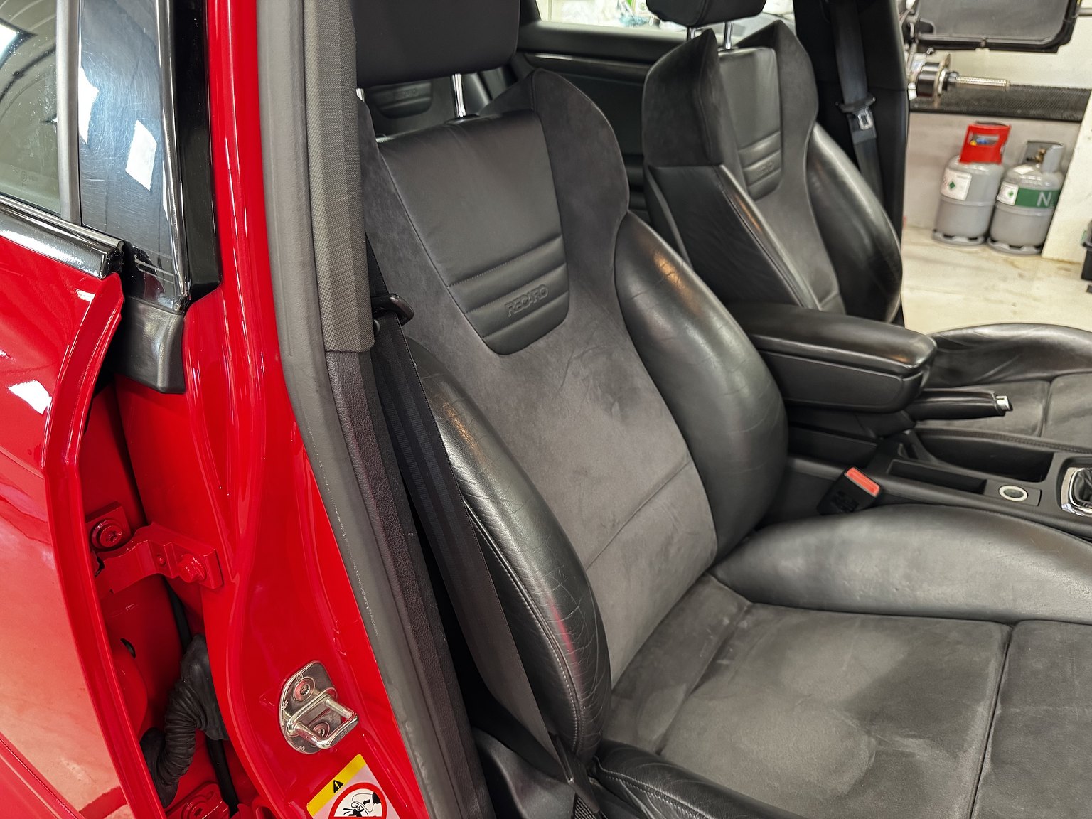 Interior image of 2007 Audi  S4 quattro 4.2 V8 manuell