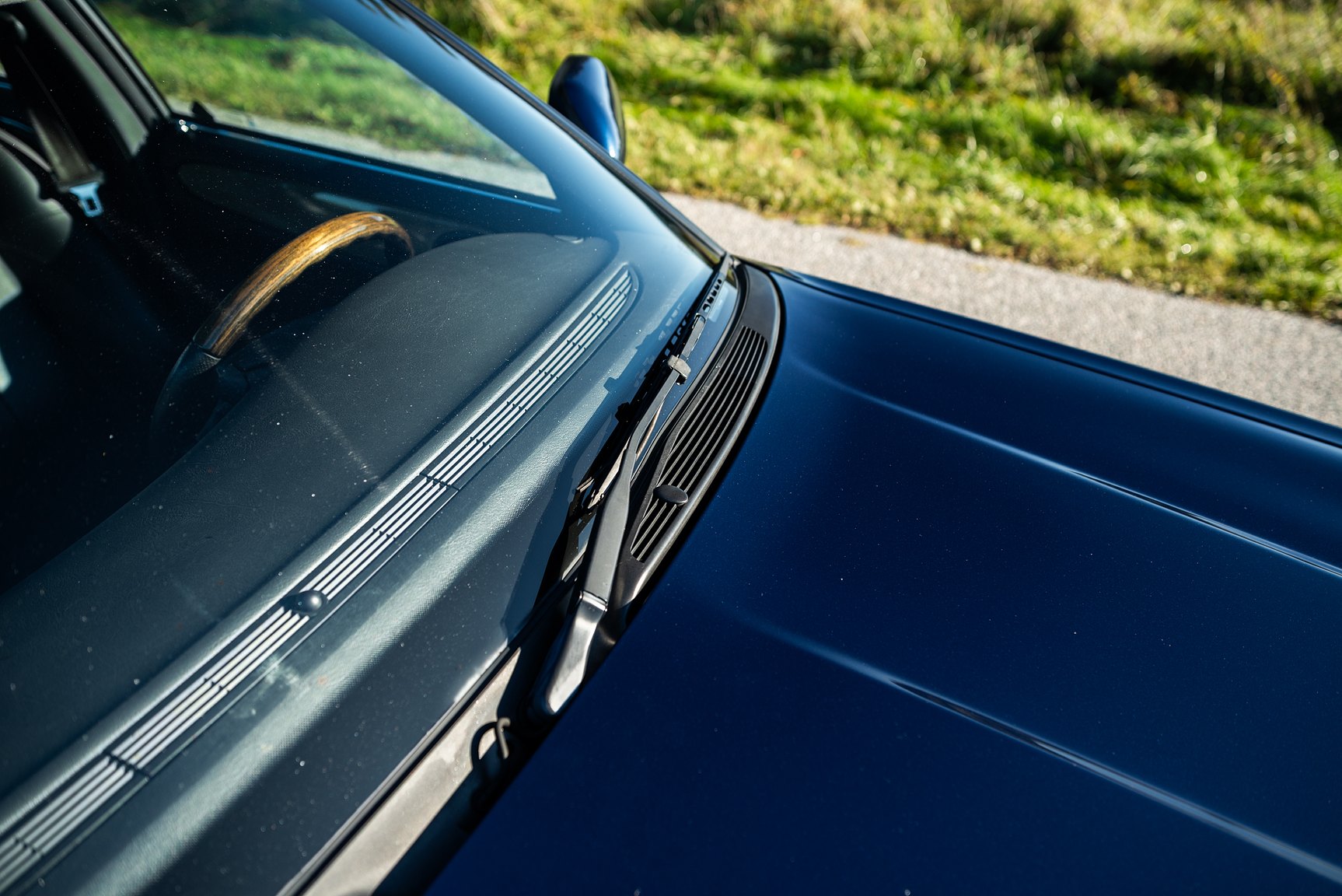 Exterior image of 2001 Jaguar XJR