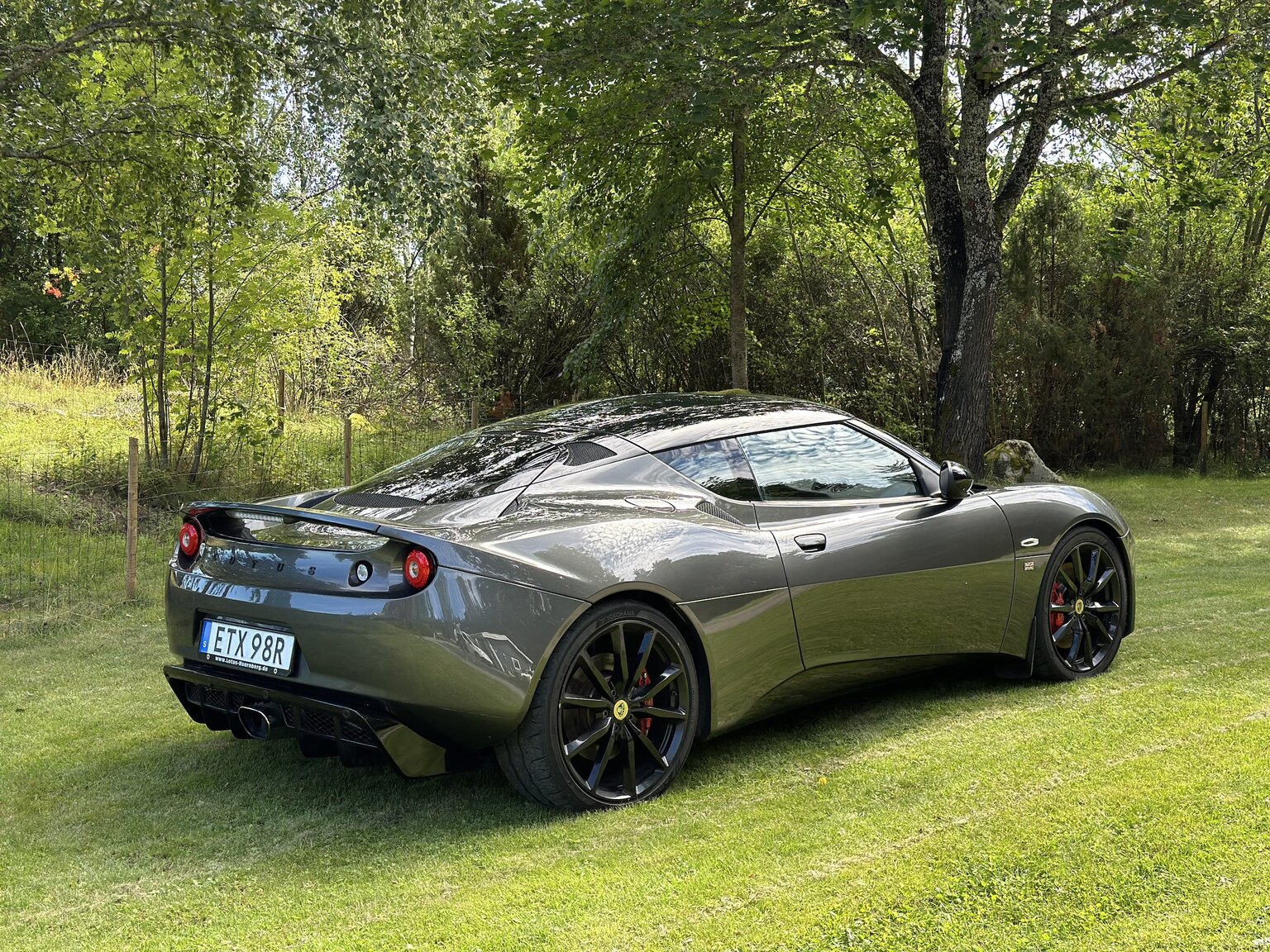 Exteriörbild på 2015 Lotus Evora S