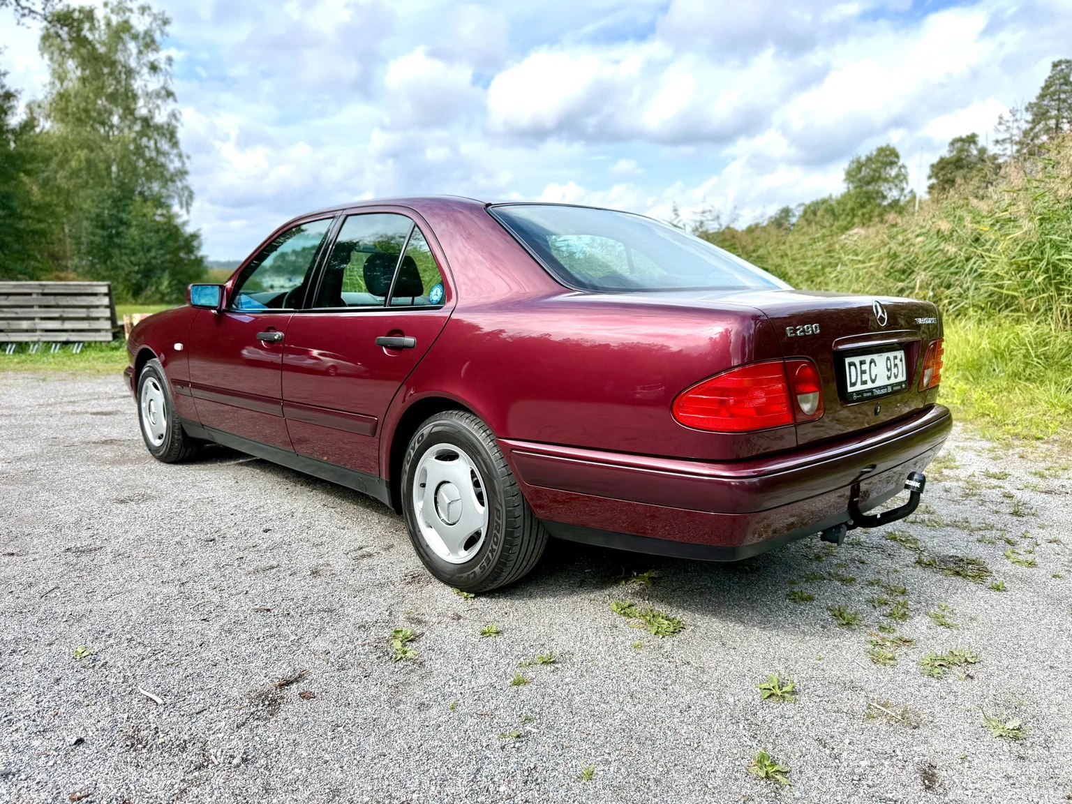Aussenfoto 1997 Mercedes-Benz E 290 TD (5)