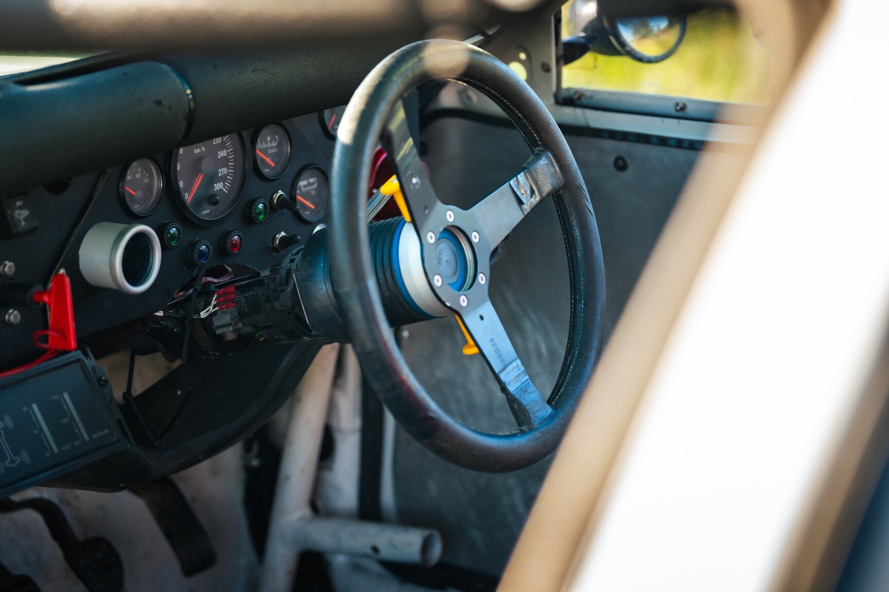 Innenraumfoto von 1986 Audi Quattro Rally Replica