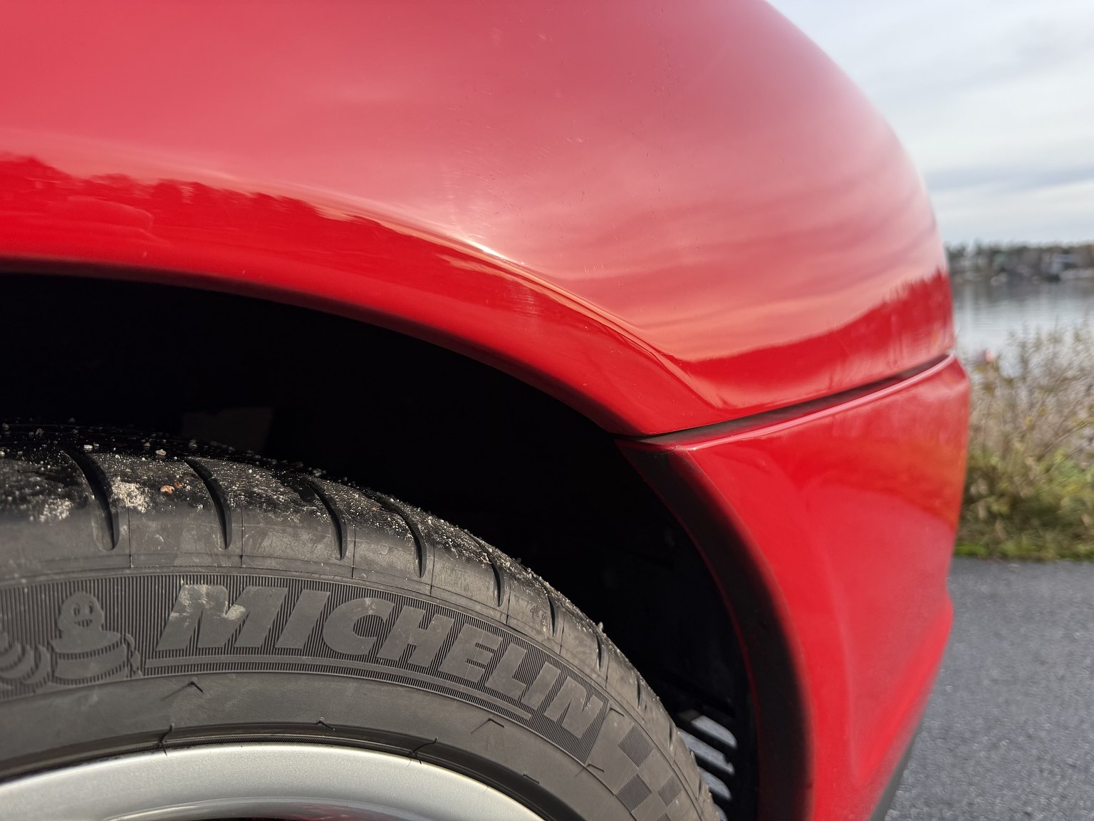 Aussenfoto 2003 Ferrari 575M Maranello