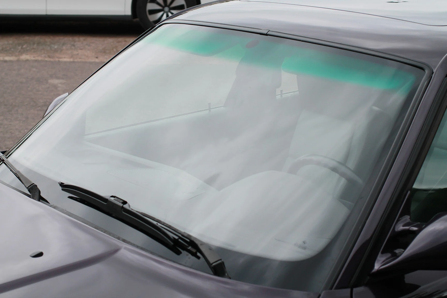Exterior image of 1993 BMW M5 Touring 3.8 Manual (60)