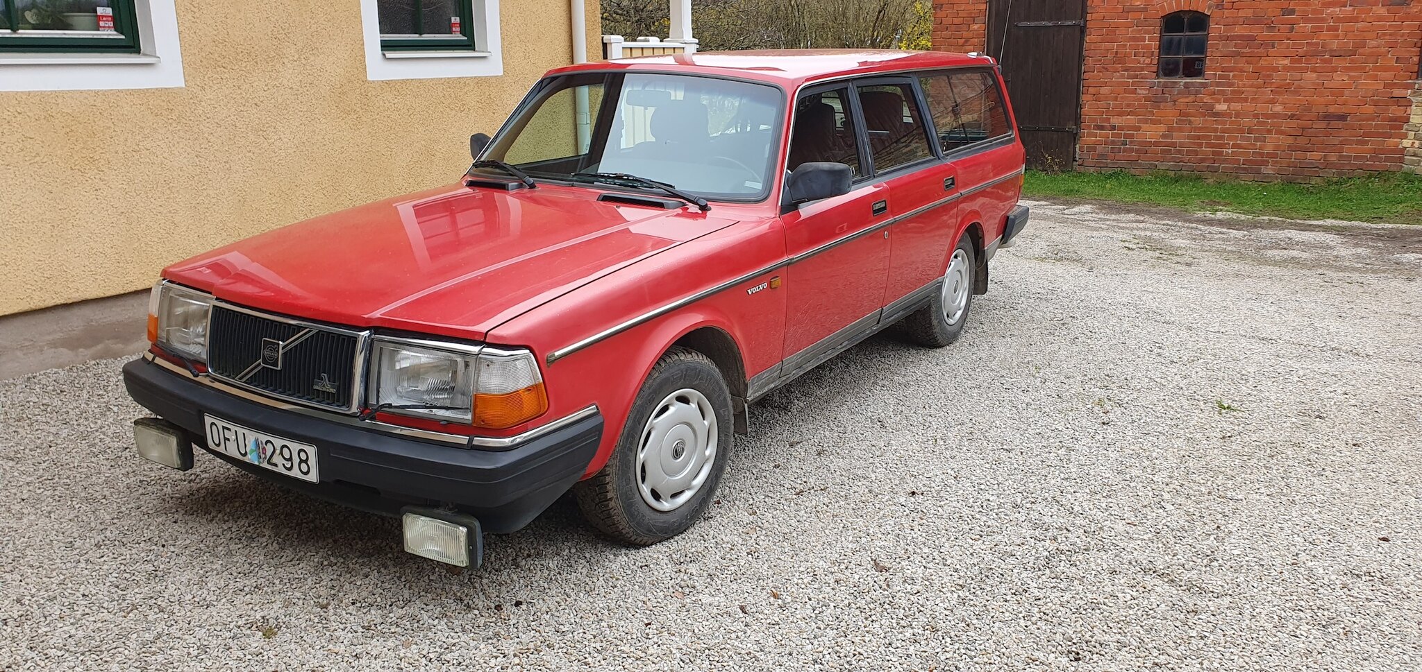Exteriörbild på 1990 Volvo 245 GL