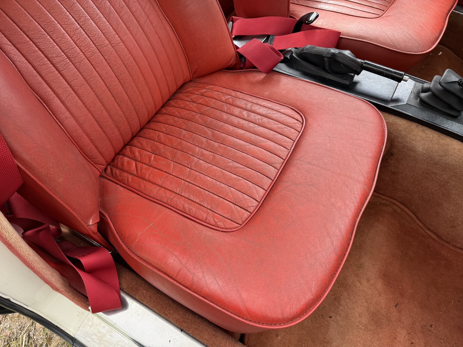 Interior image of 1967 Rover 2000 TC 2.0 OHC