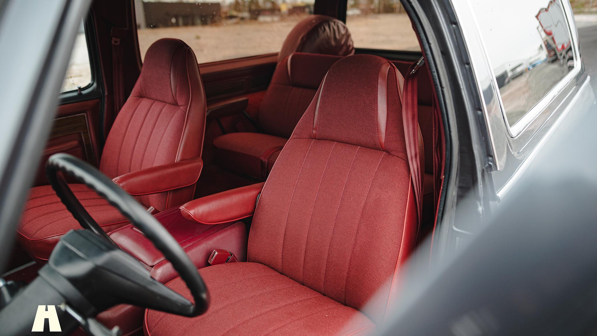 Interior image of 1986 Dodge Ramcharger