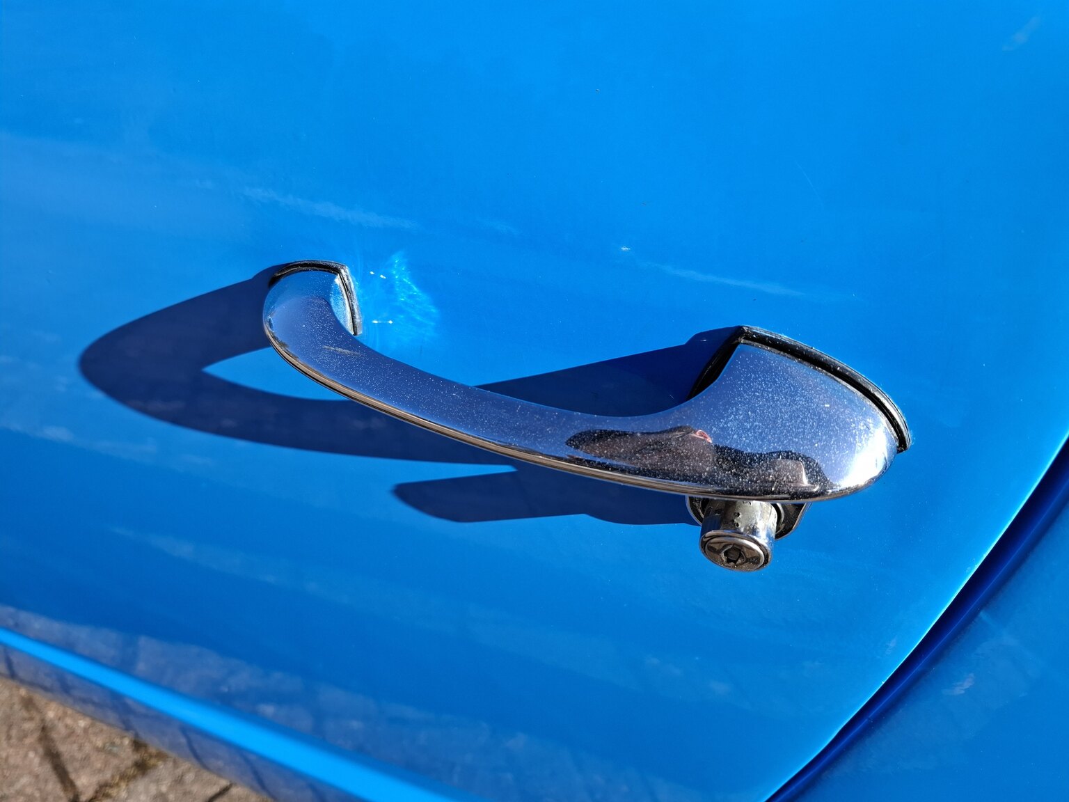 Exteriörbild på 1966 Volkswagen 1300 Karmann-Ghia