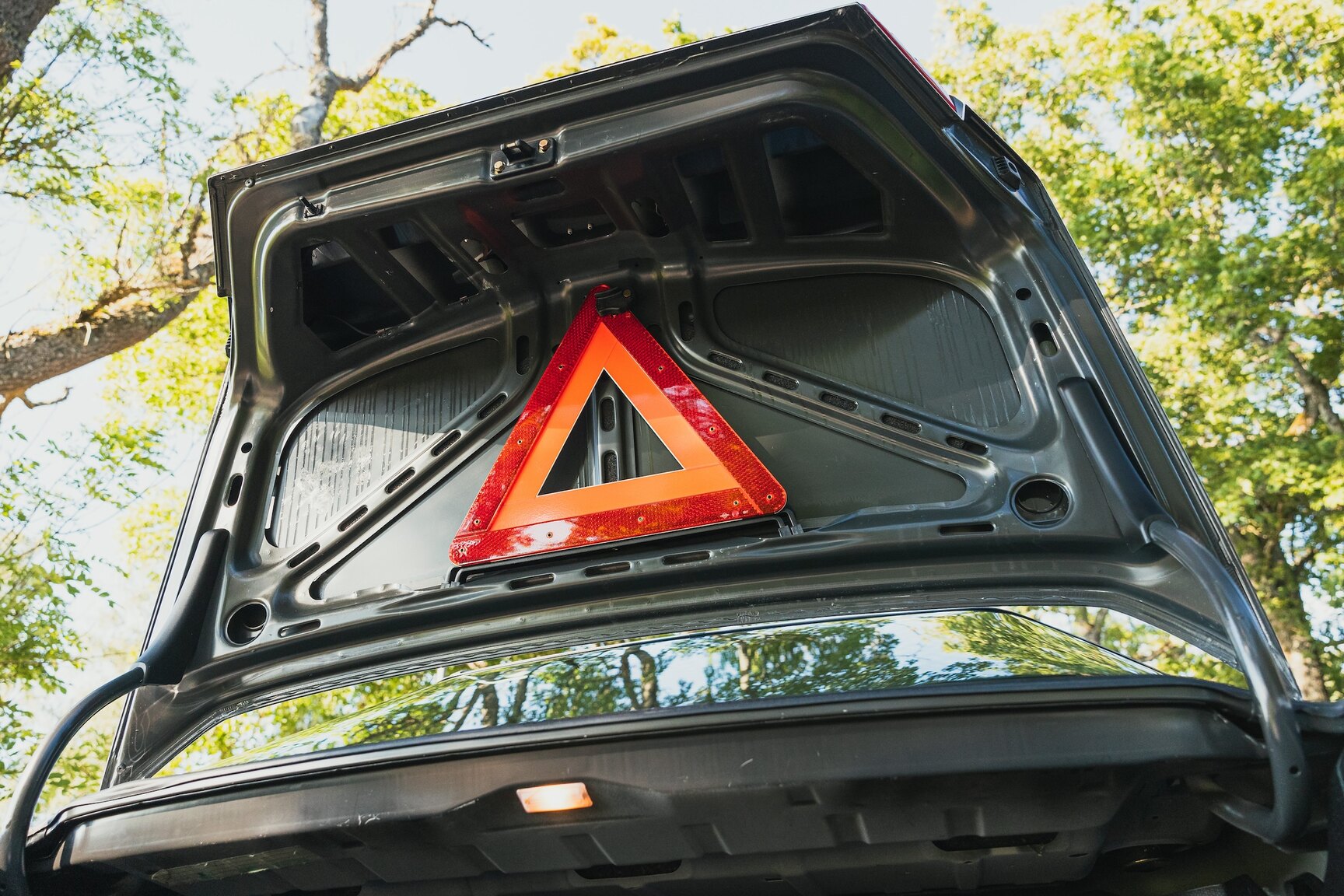 Interior image of 1987 Mercedes-Benz 230E