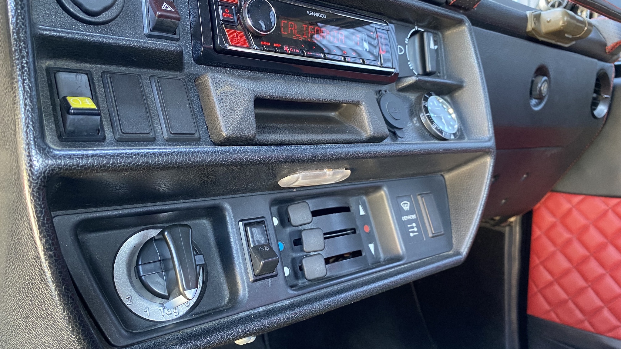 Interiörbild 1996 Mercedes G230 STEYR-PUCH Automat