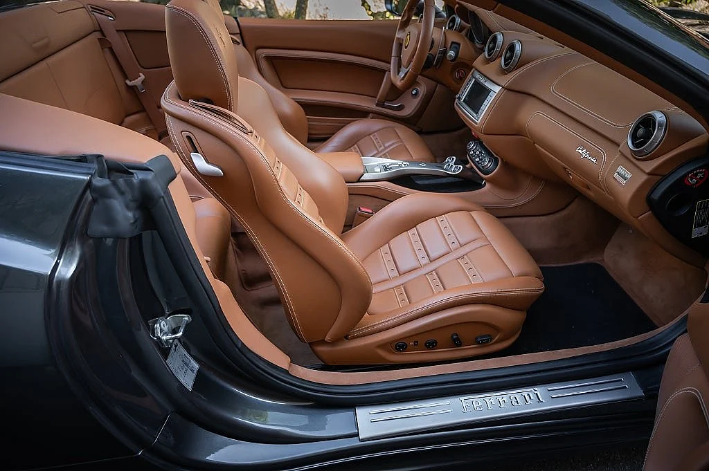 Bild von 2010 Ferrari California (22)