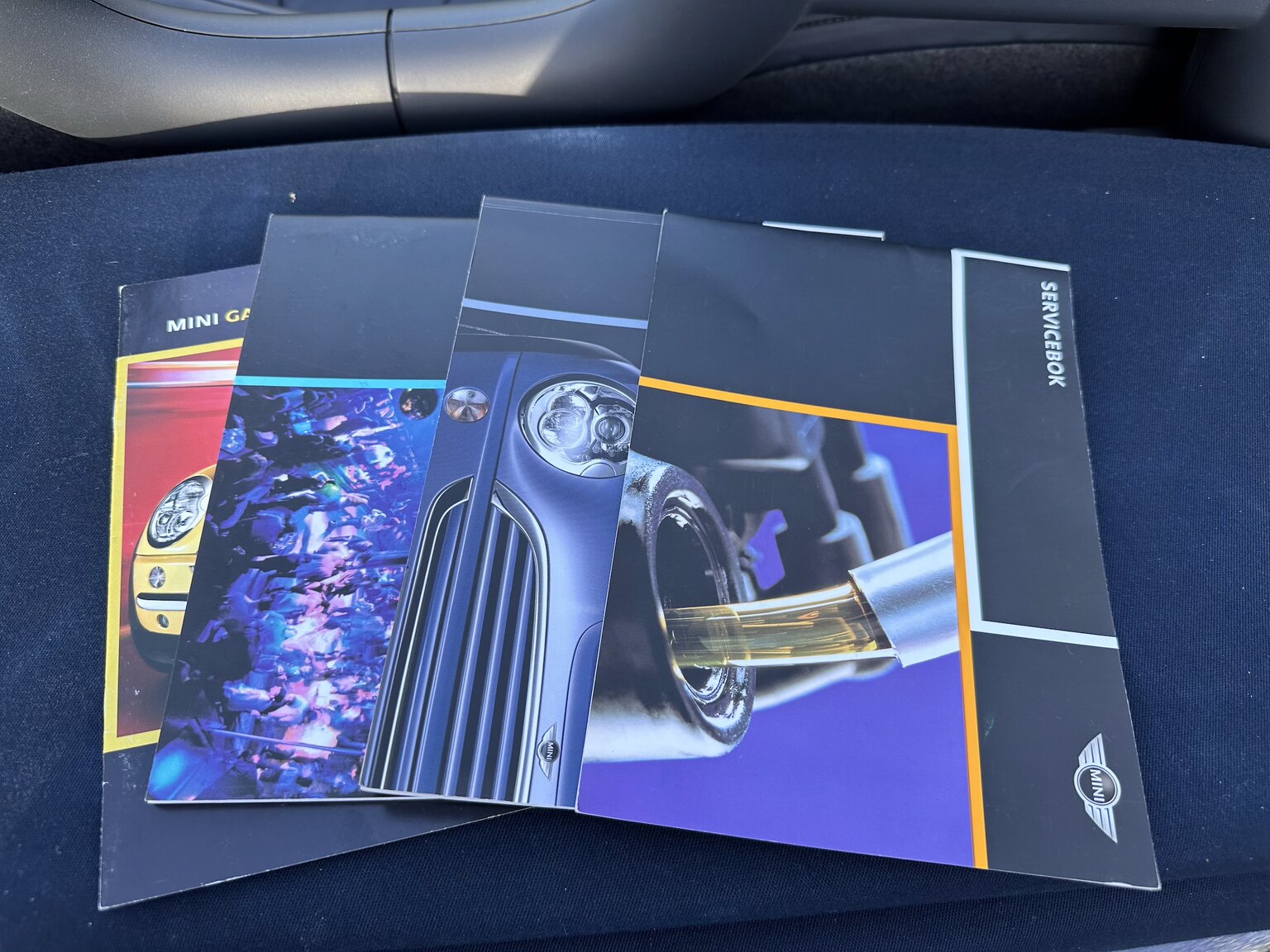 Dokumentation, 2004 Mini Cooper Convertible