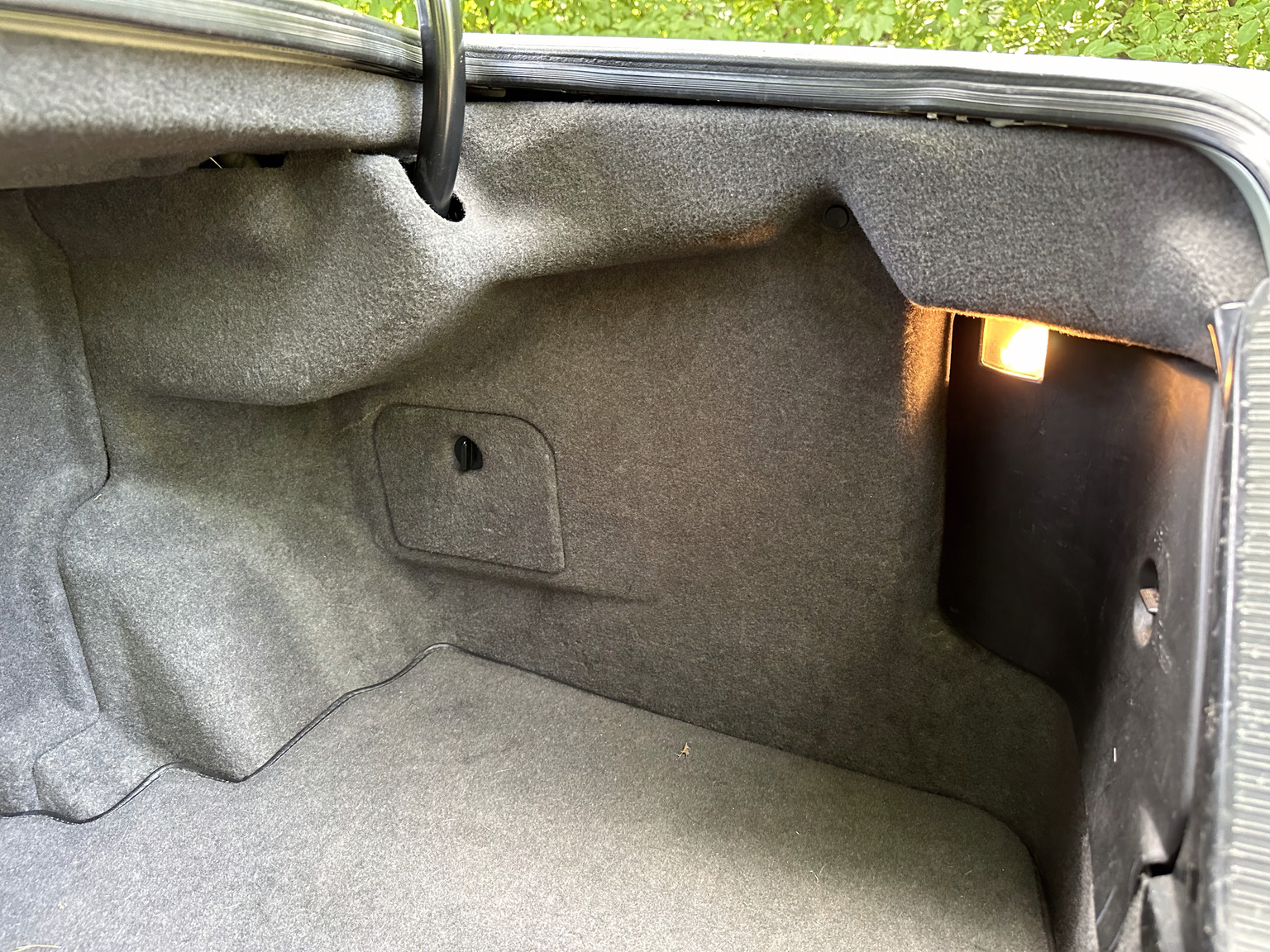 Innenraumfoto von 1992 Mercedes 300 SE (55)