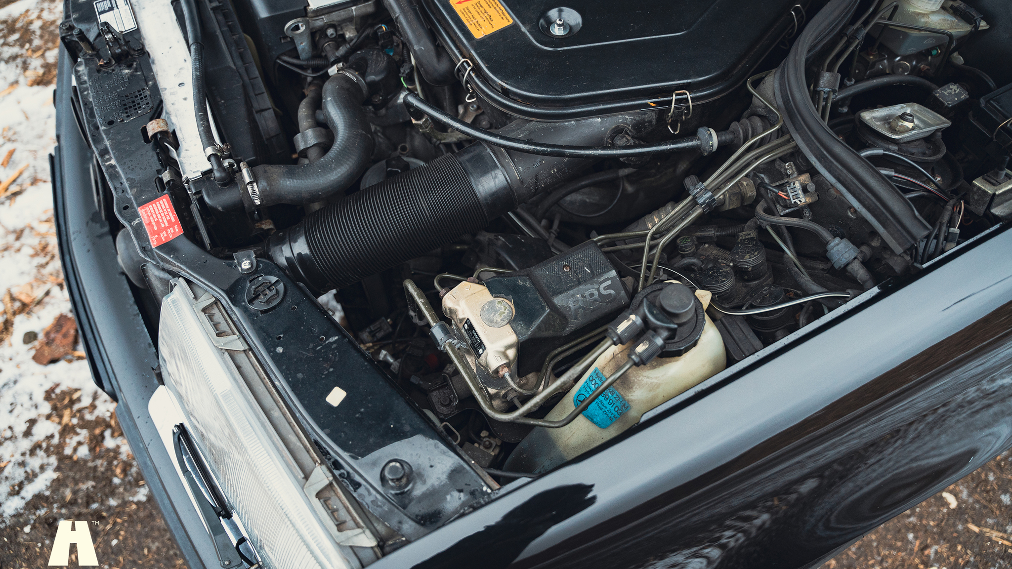 Image of 1990 Mercedes 300 CE-24 mechanics