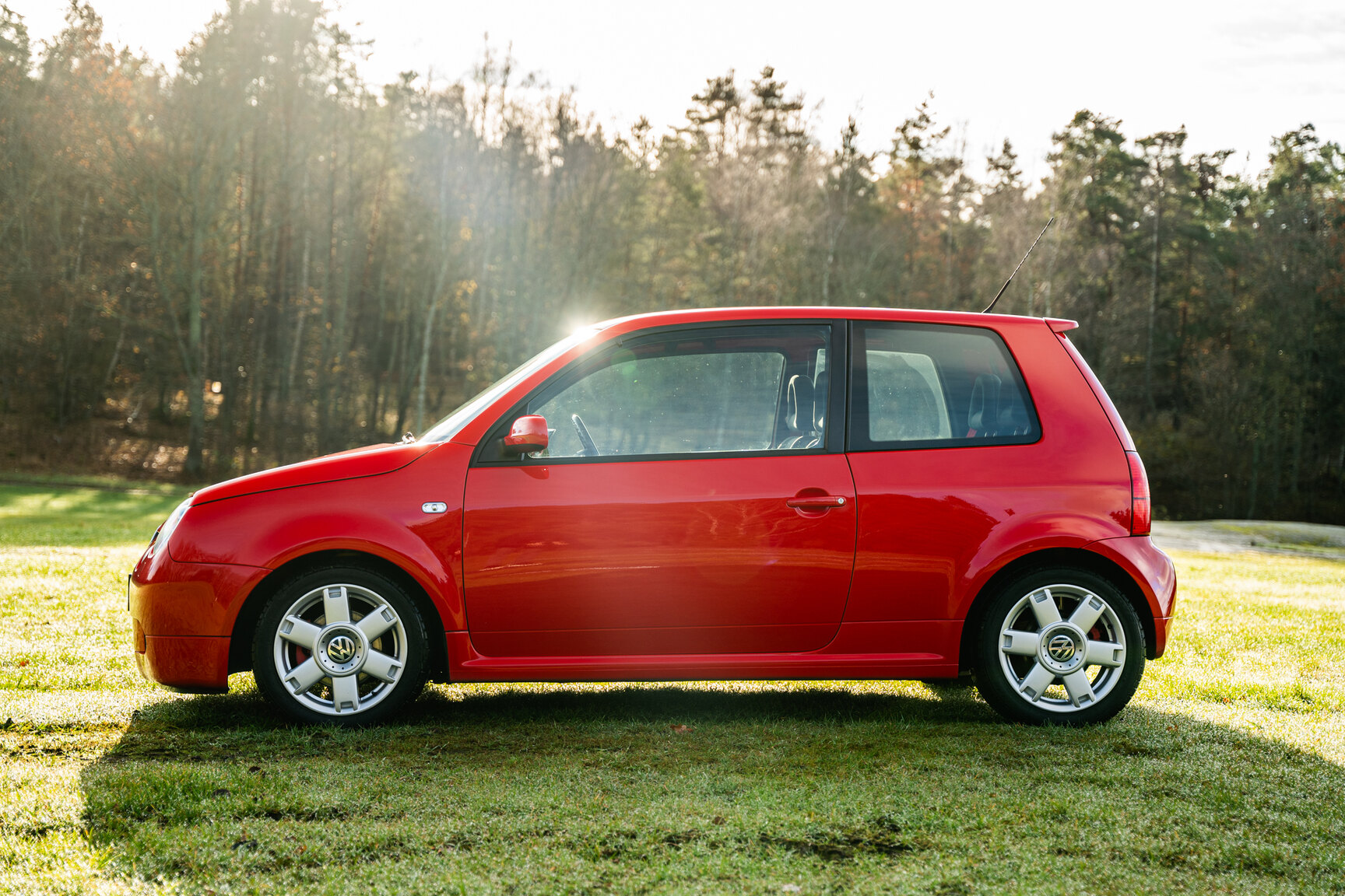 Exterior image of 2001 VW Lupo GTI