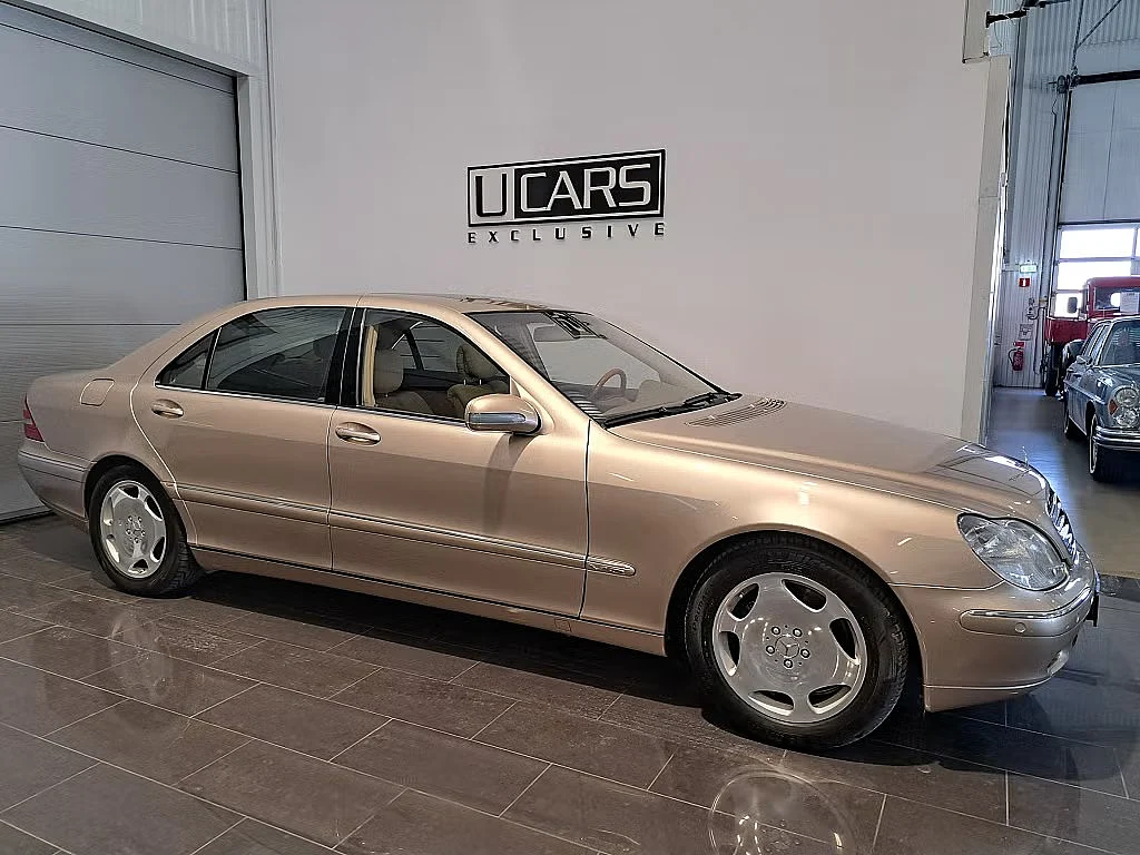 Exteriörbild på 2002 Mercedes S 600L (1)