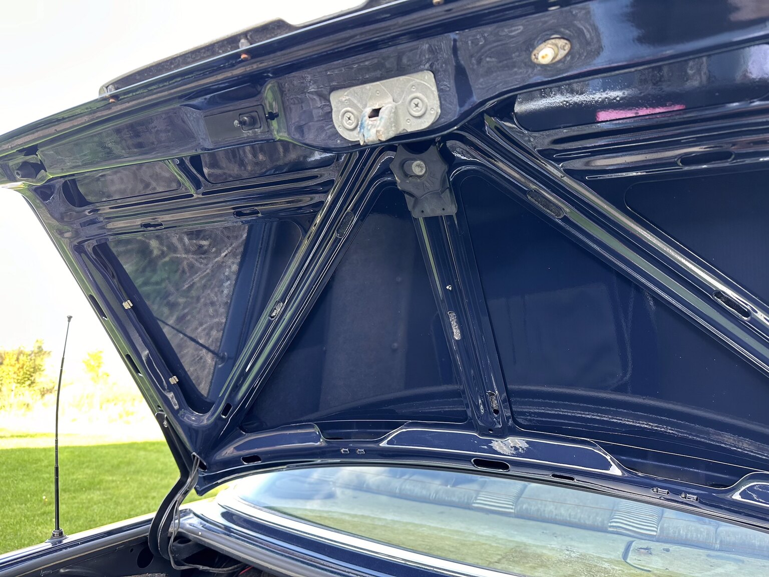 Interiörbild 1975 Mercedes-Benz 450 SEL 6.9 Bepansrad 