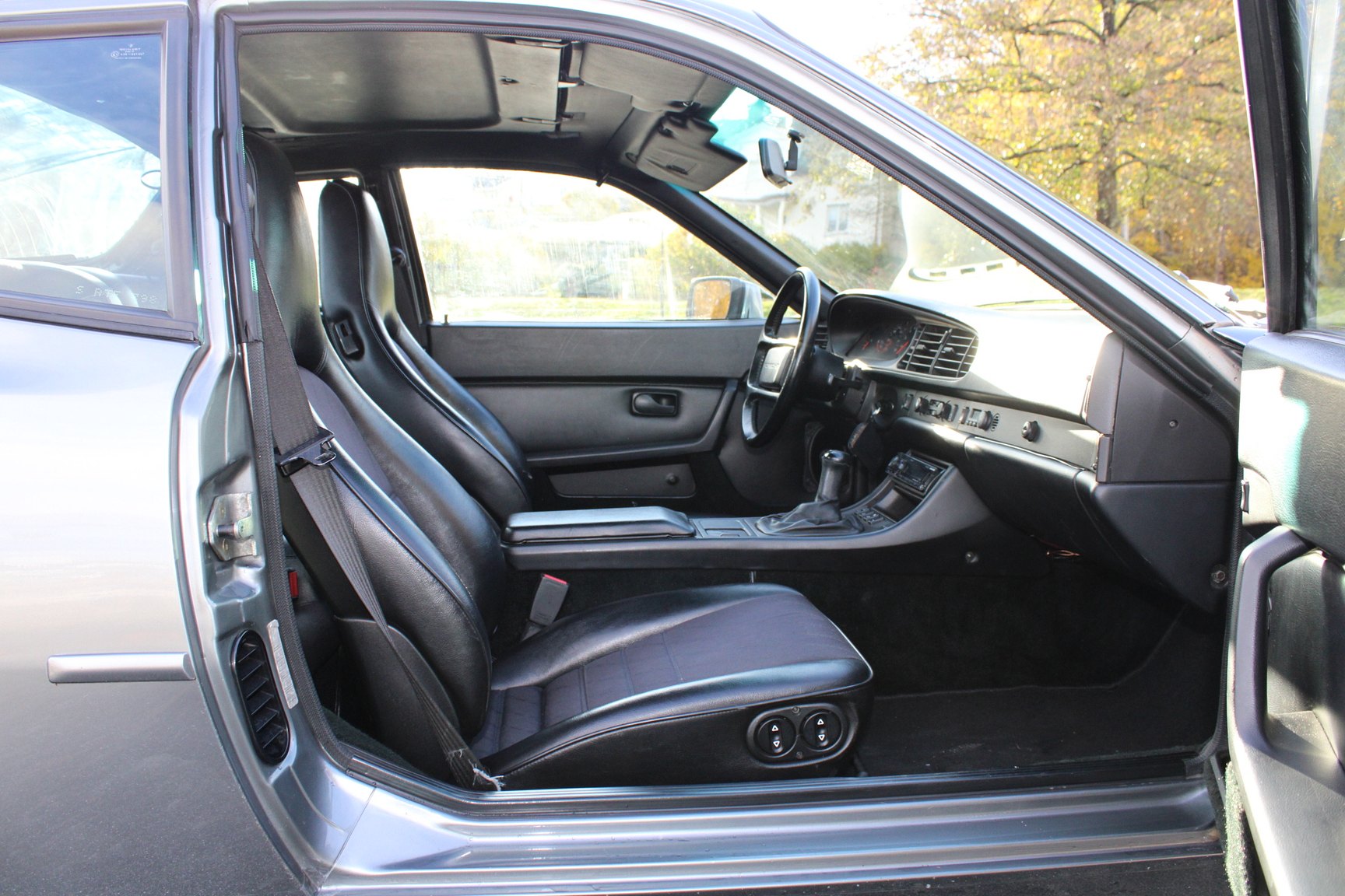 Innenraumfoto von 1991 PORSCHE 944 S2