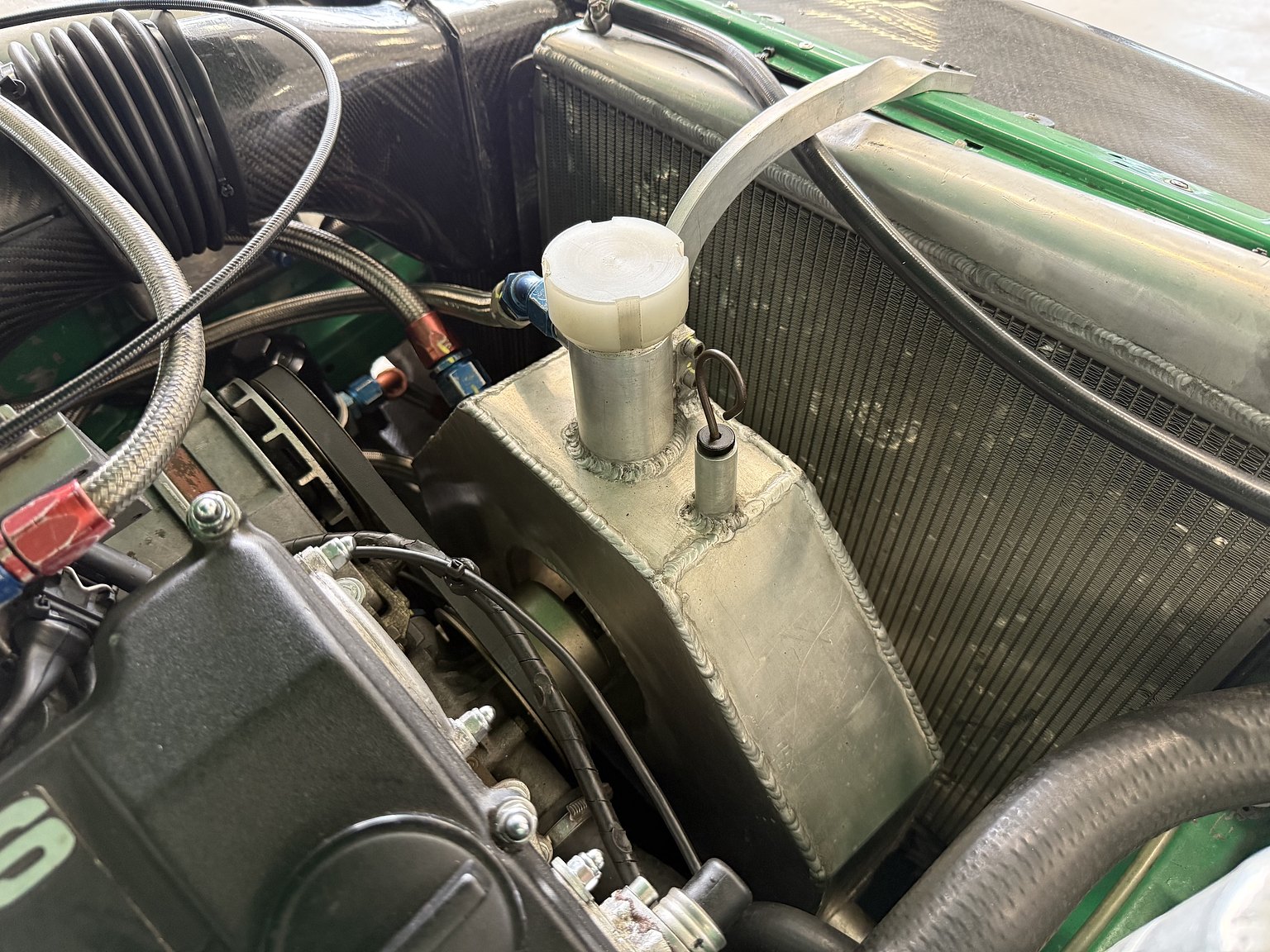 Image of 1993 BMW E36 Super Touring mechanics