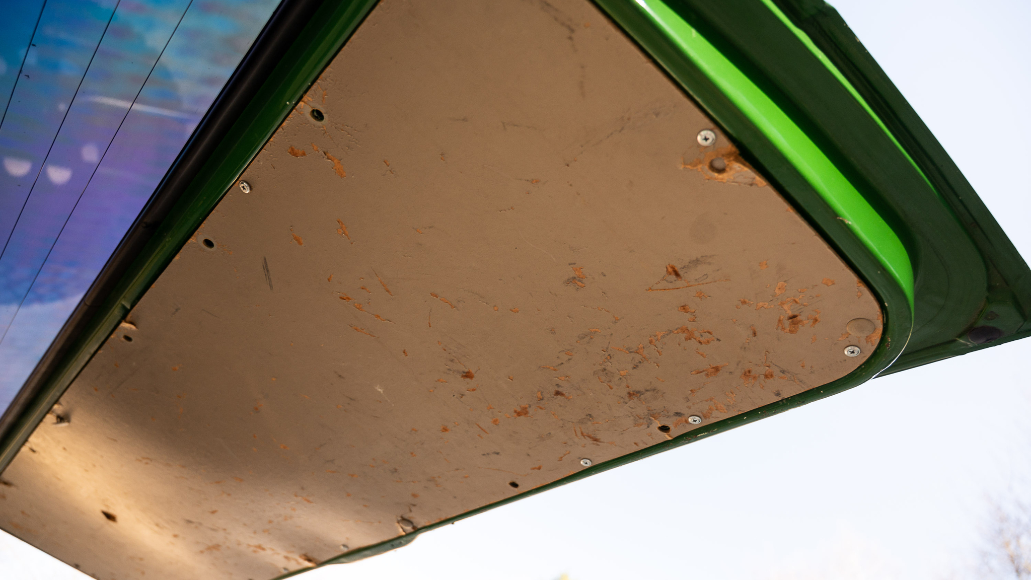 Interior image of 1992 Volkswagen T3 Kombi Syncro 16" Westfalia
