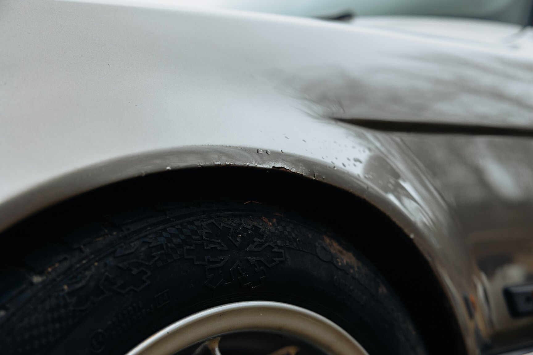 Exteriörbild på 1990 BMW 750iL (49)