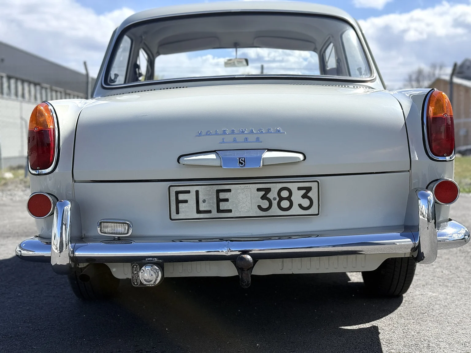 Aussenfoto 1965 Volkswagen 1500 Limousine 311 Notchback (21)