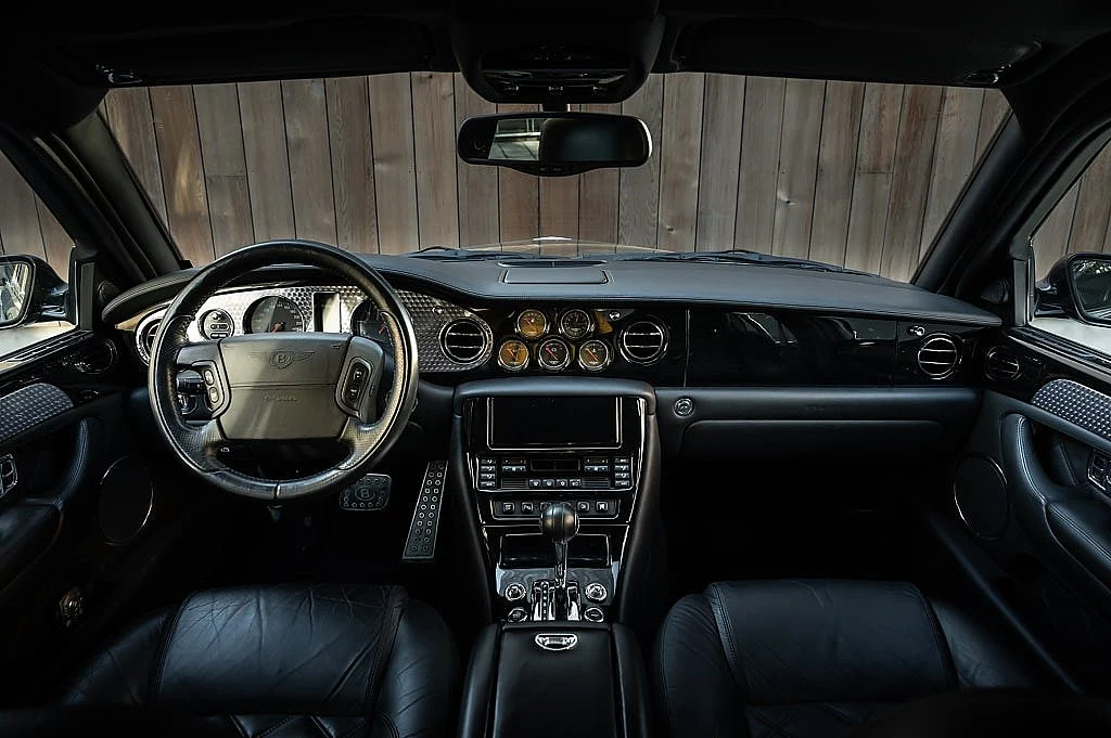 Bild von 2002 Bentley Arnage (25)