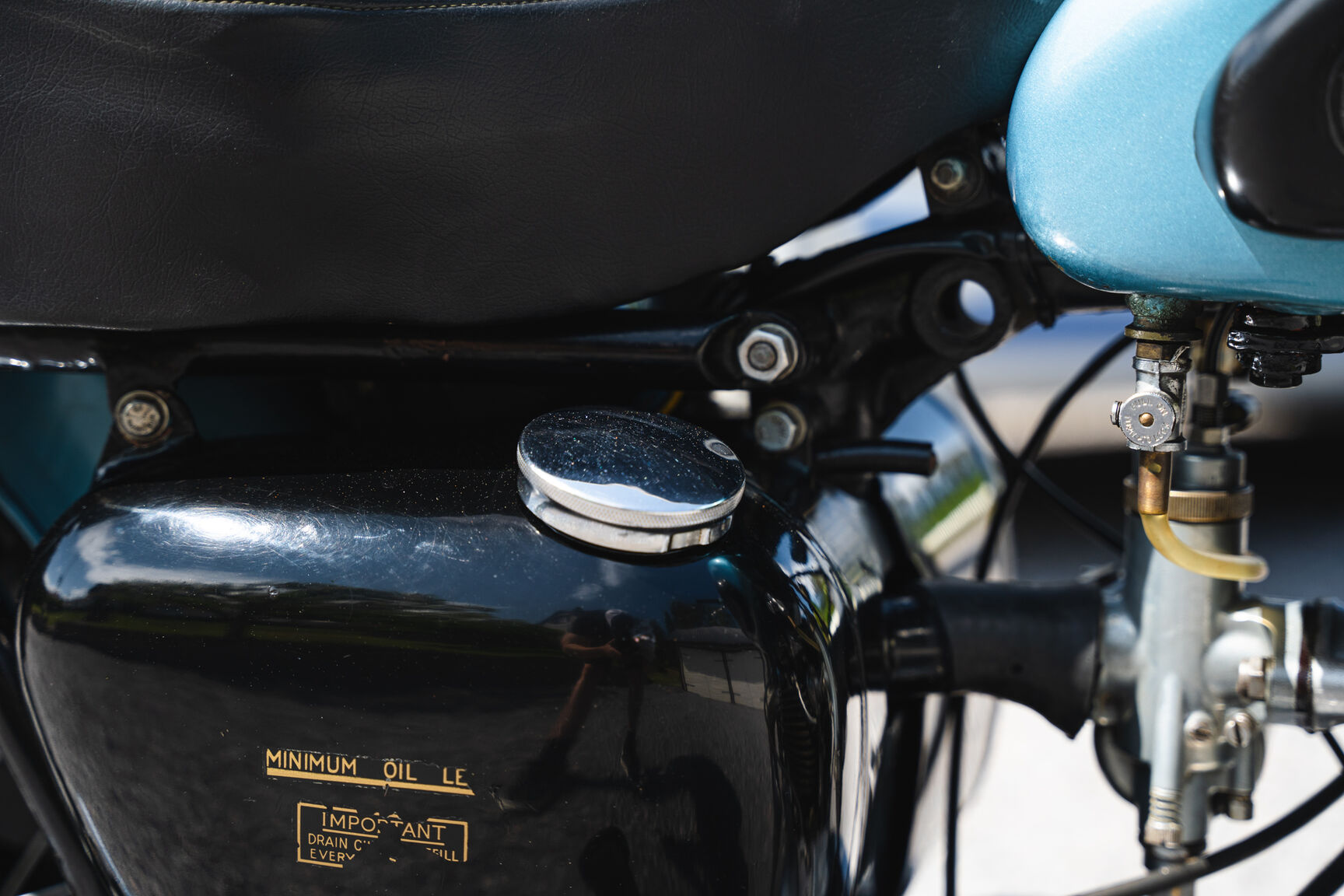 Exteriörbild på 1956 Triumph Thunderbird (53)