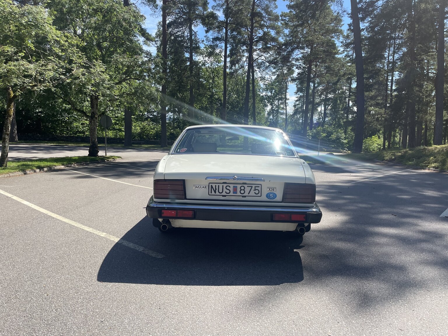 Exteriörbild på 1988 Jaguar XJ6 Sovereign
