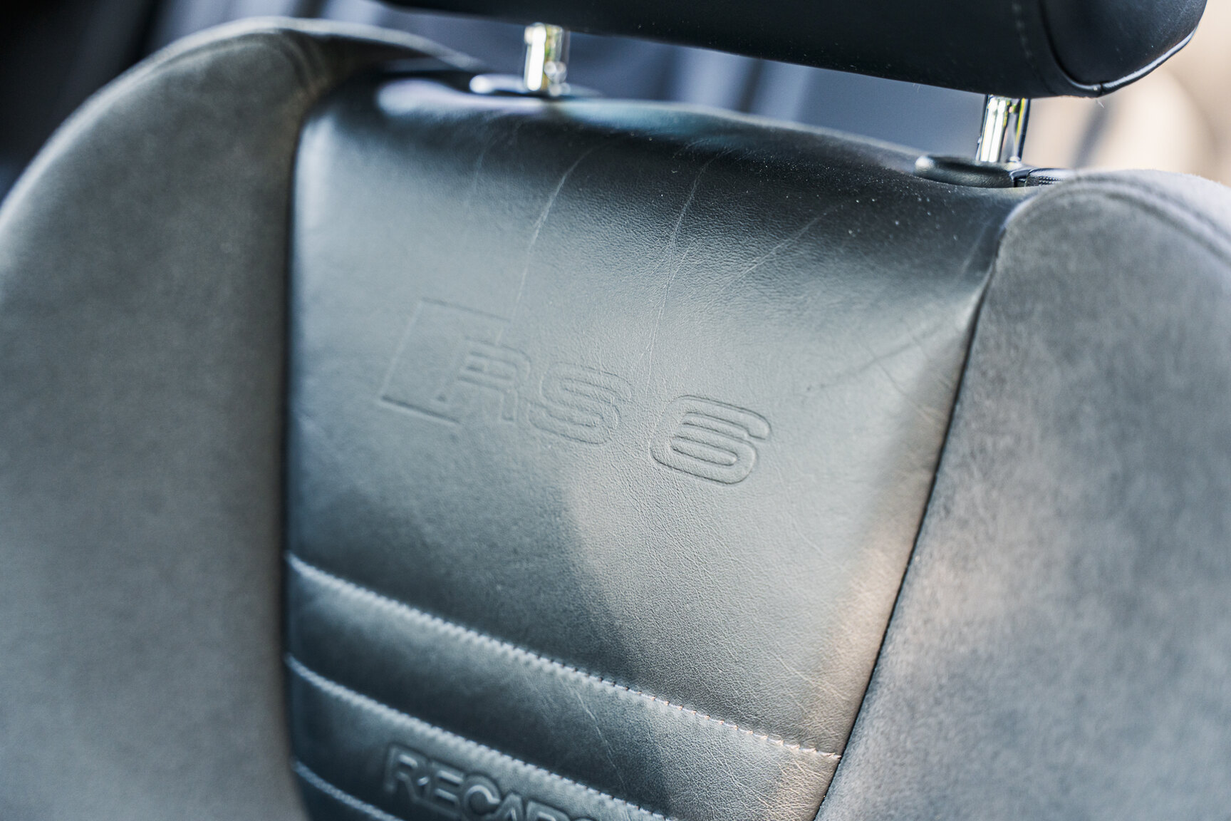 Interior image of 2003  Audi RS6 C5