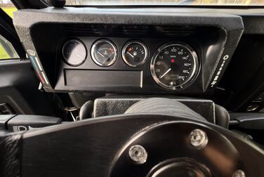 Interior image of 2002 Land Rover Defender 90 2.5 Td5