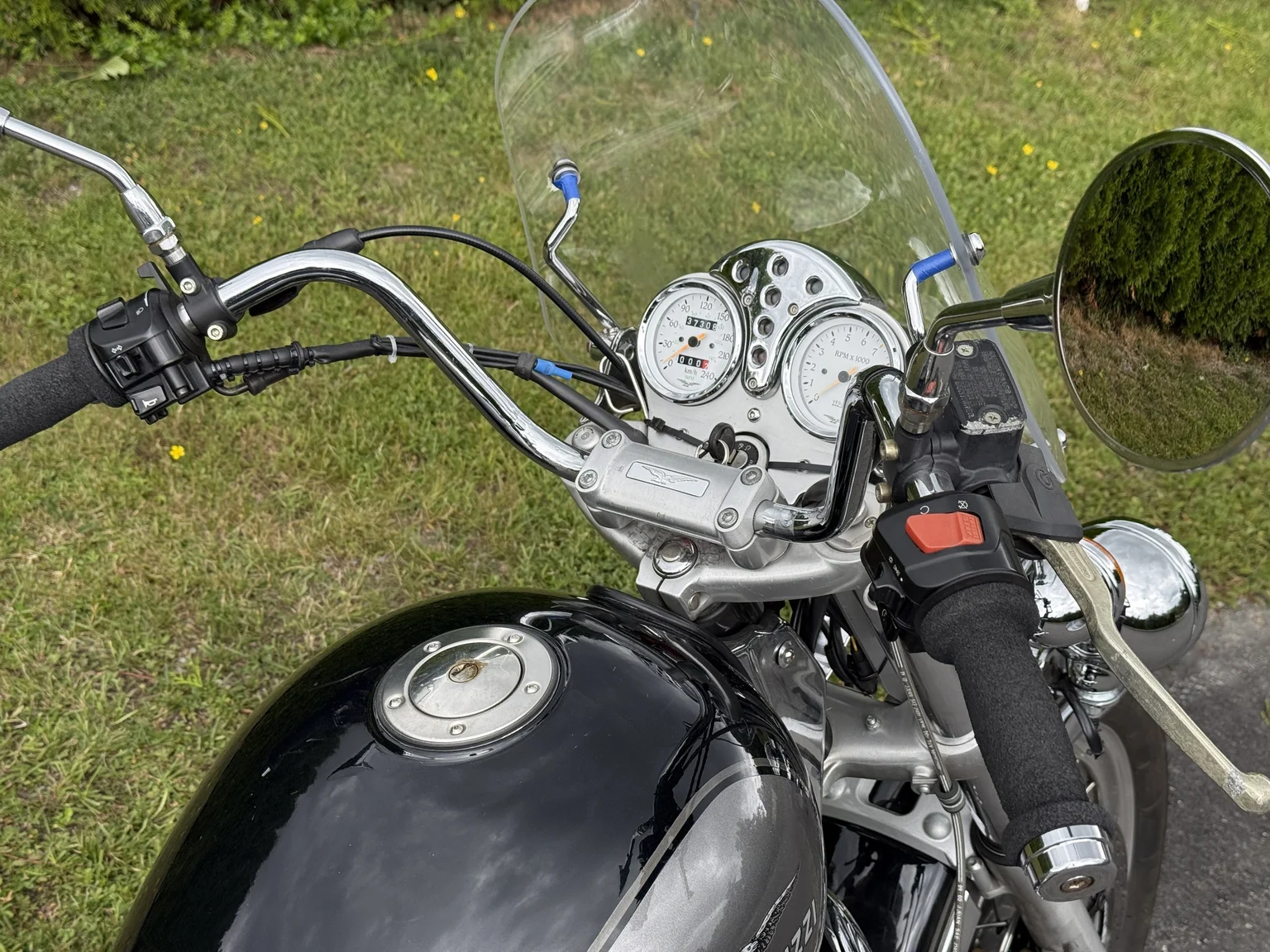 Aussenfoto 2001 Moto Guzzi California EV (21)