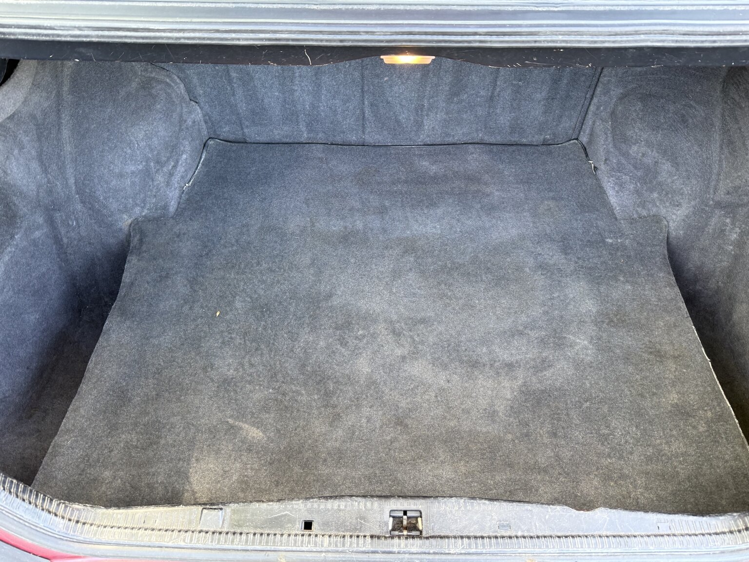 Interior image of 1991 Mercedes-Benz 300 E-24
