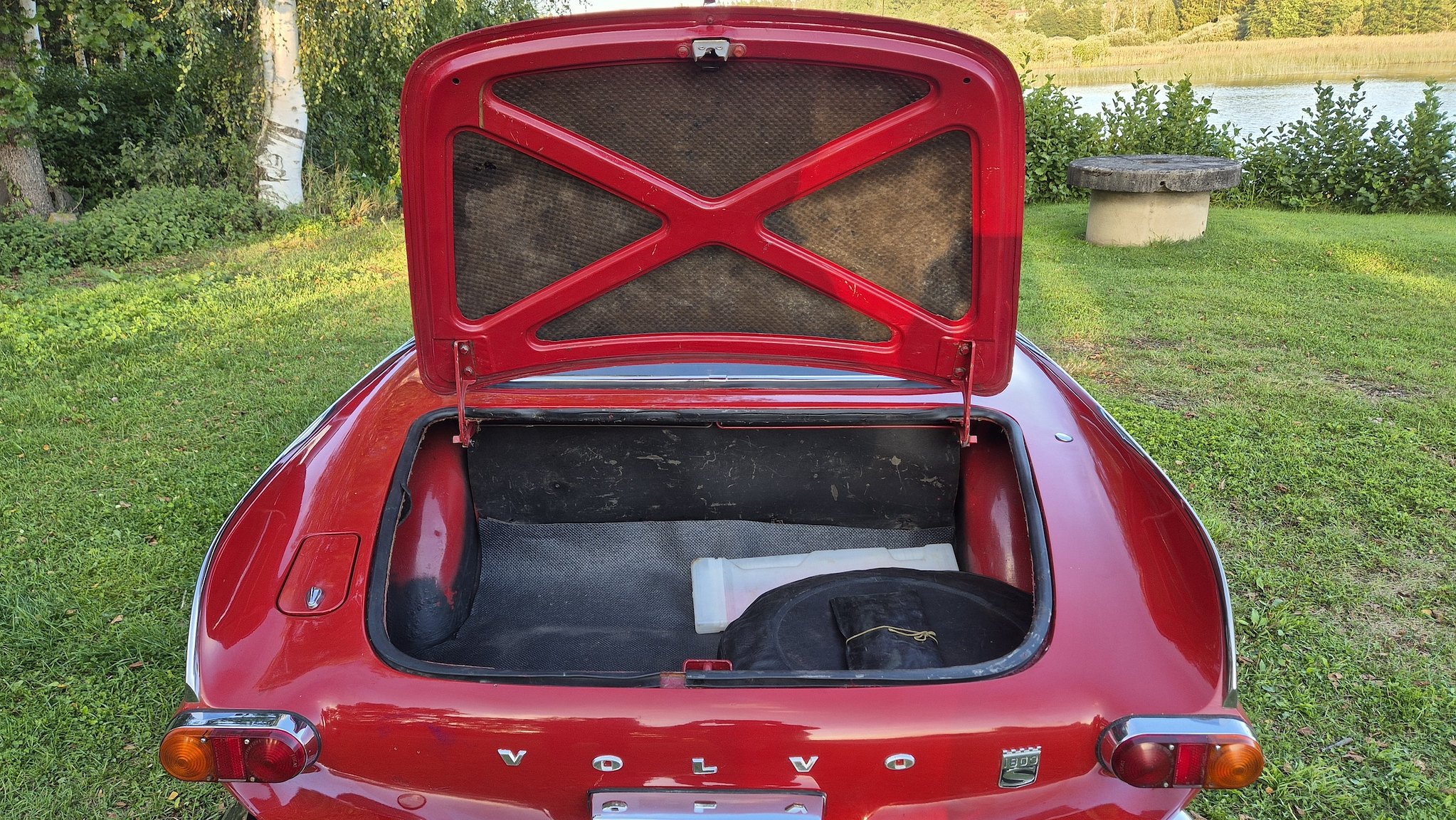 Interior image of 1968 Volvo P1800S