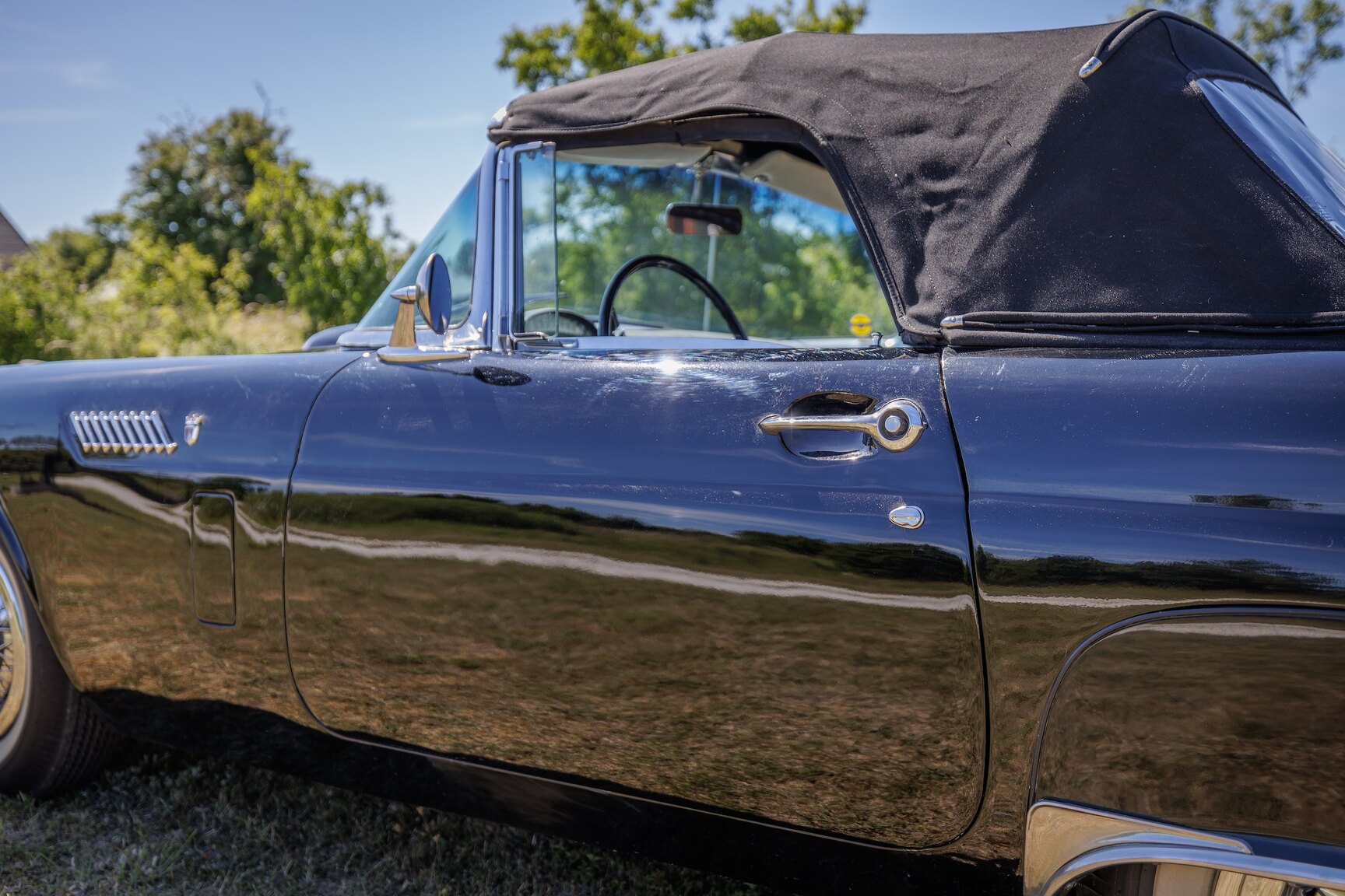 Aussenfoto 1956 Ford Thunderbird