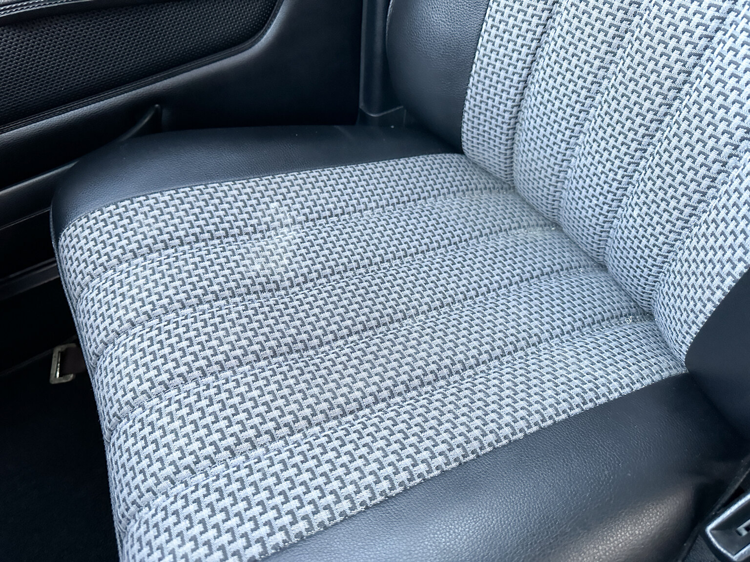 Interior image of 1978 Mercedes-Benz 250