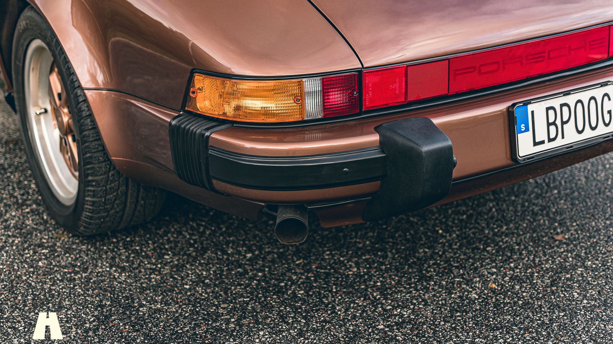 Aussenfoto 1989 Porsche 911 Carrera 3.2 Targa (29)