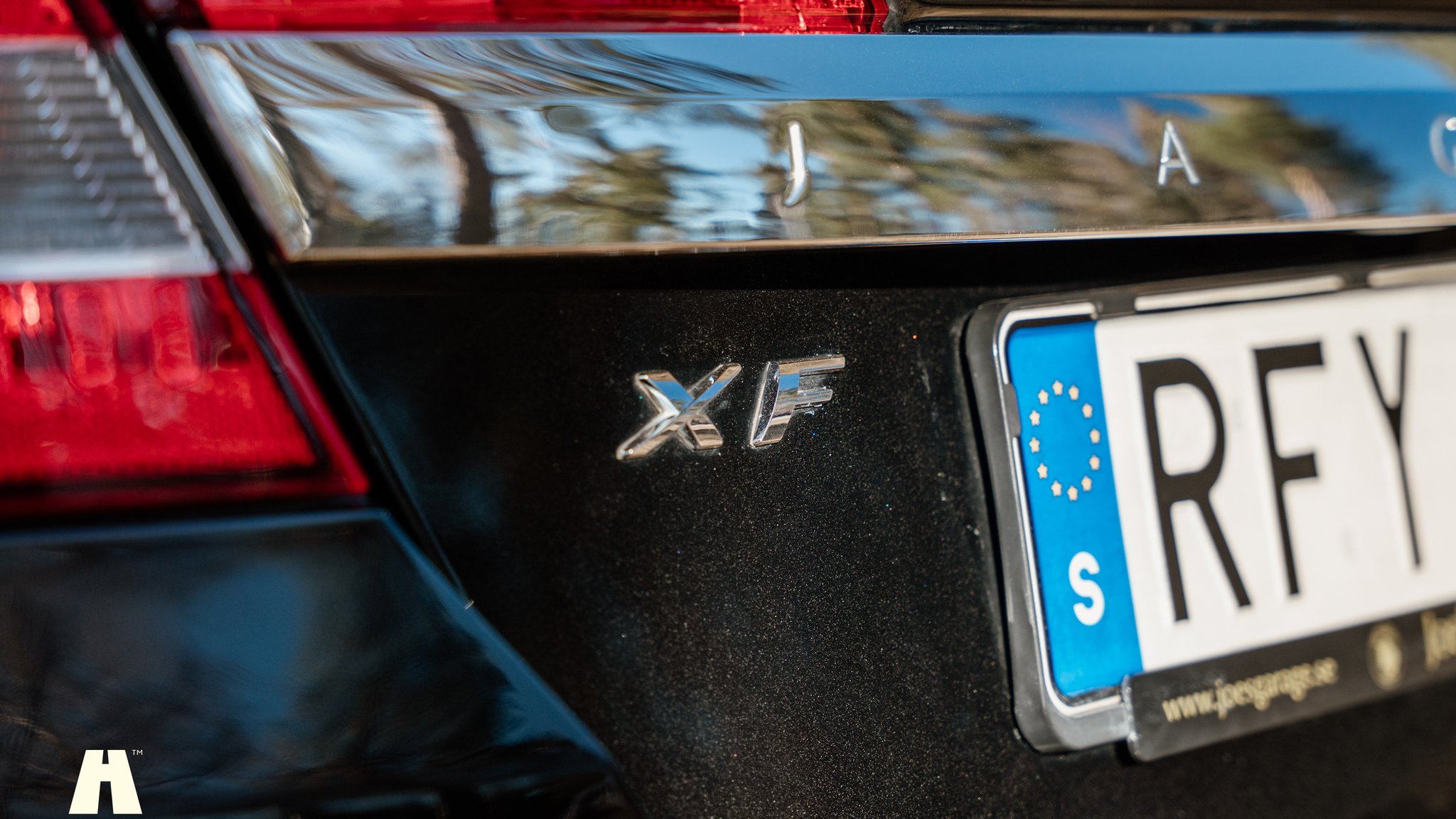 Exterior image of 2010 Jaguar XFR (29)