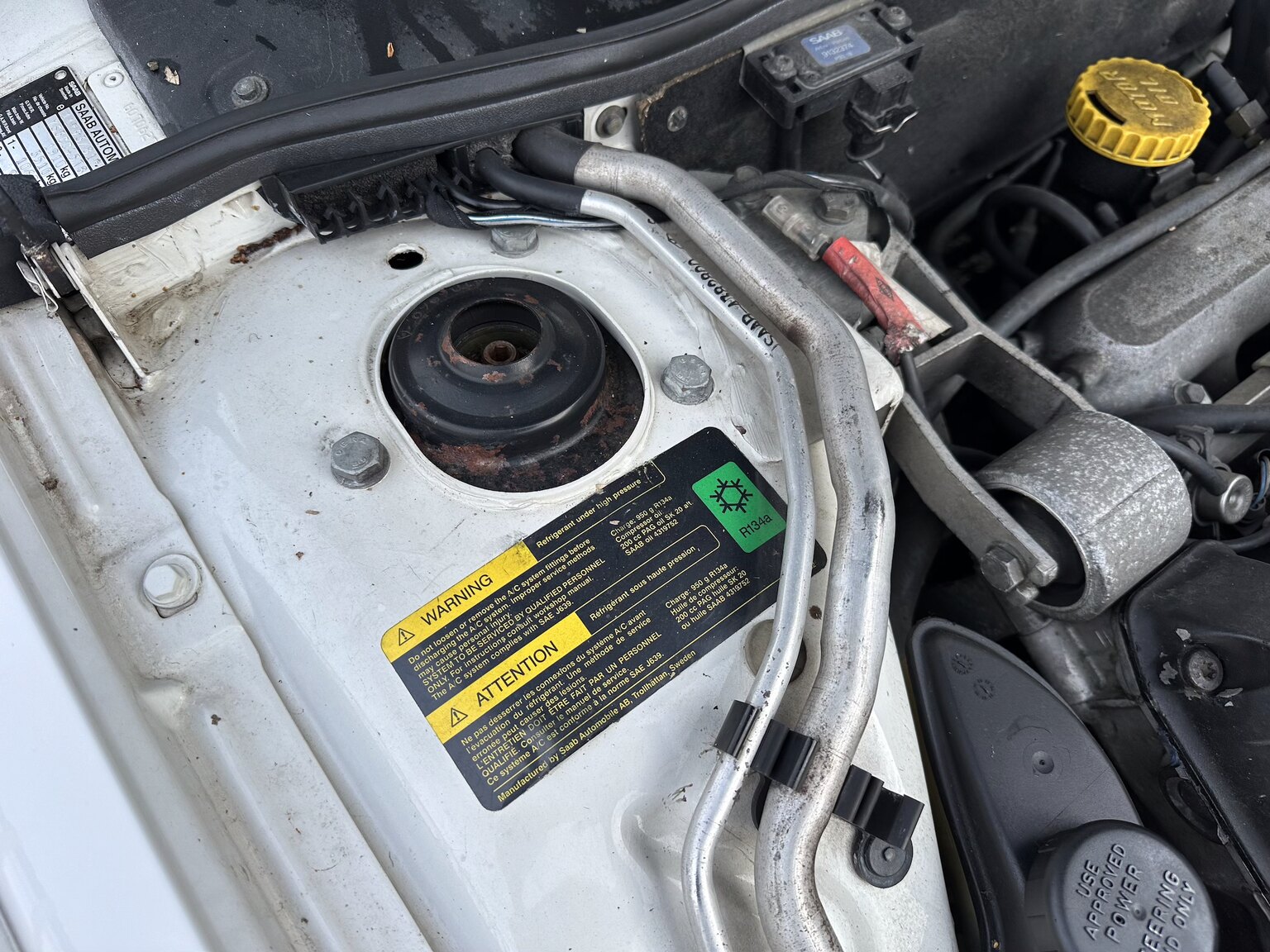 Image of 1996 SAAB 9000 mechanics