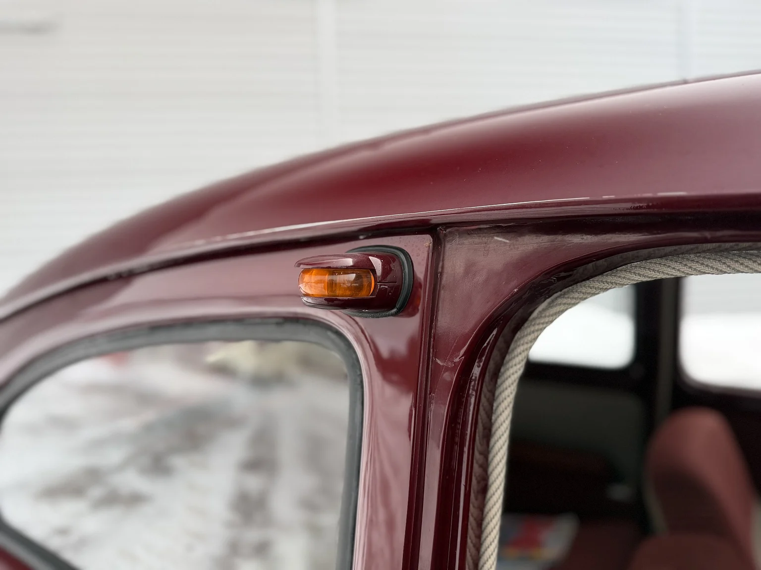 Interior image of 1953 Volvo PV444ES (35)