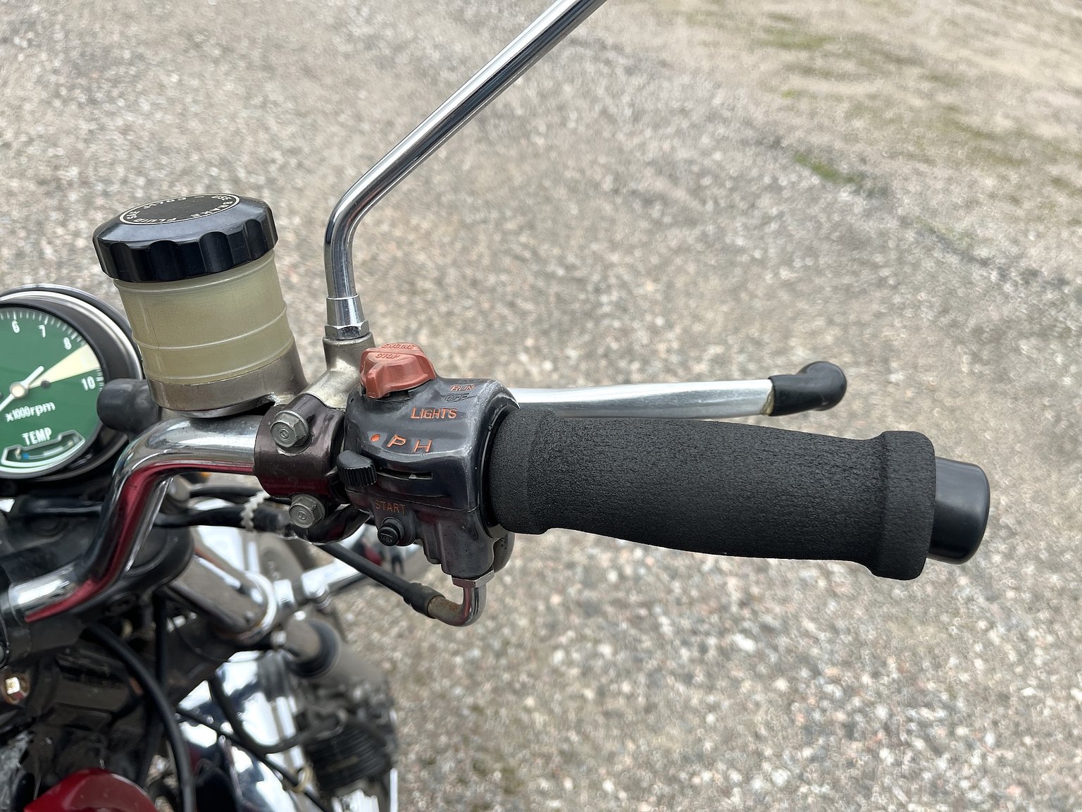Exteriörbild på 1976 Honda Gold Wing GL 1000 - NO RESERVE