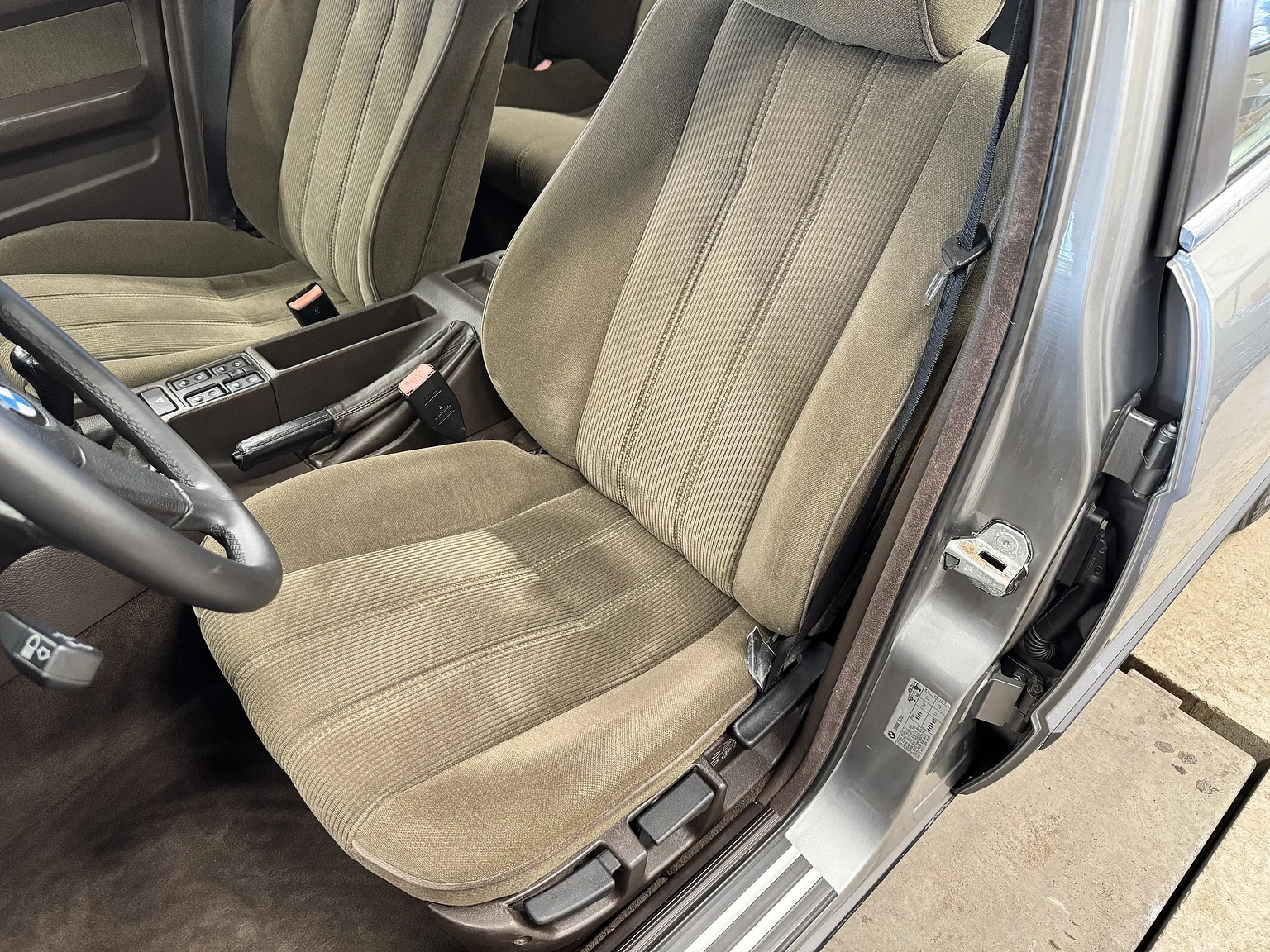 Interiörbild 1988 BMW 535i - NO RESERVE (16)