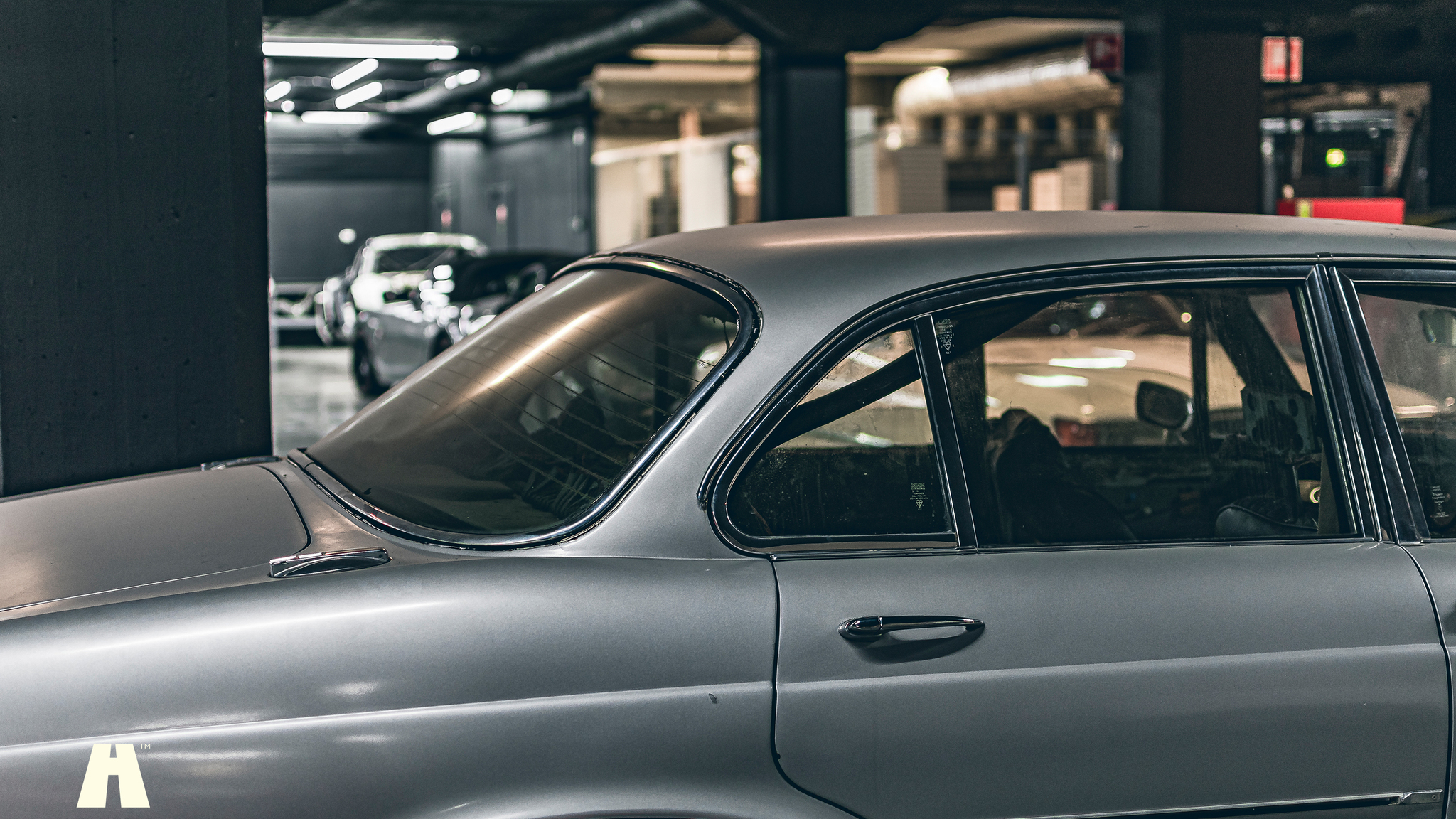 Exterior image of 1972 Jaguar XJ6 Project
