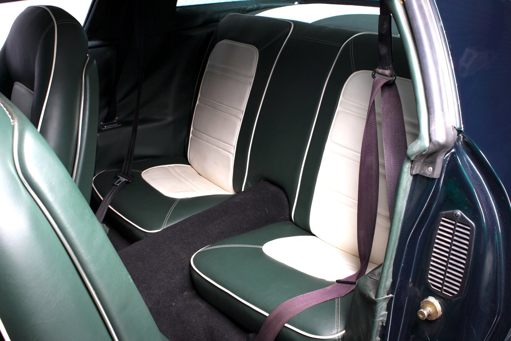 Interior image of 1975 Pontiac Firebird Formula