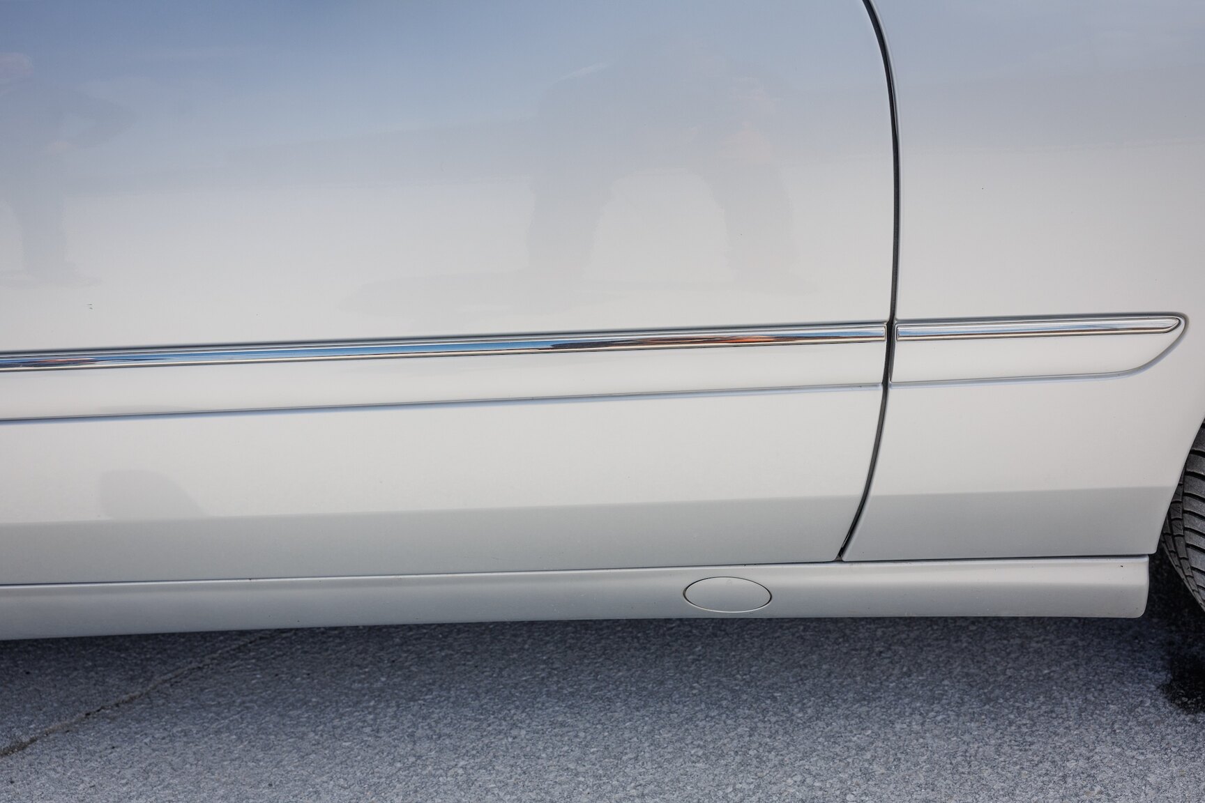 Exteriörbild på 2000 Mercedes-Benz CL600