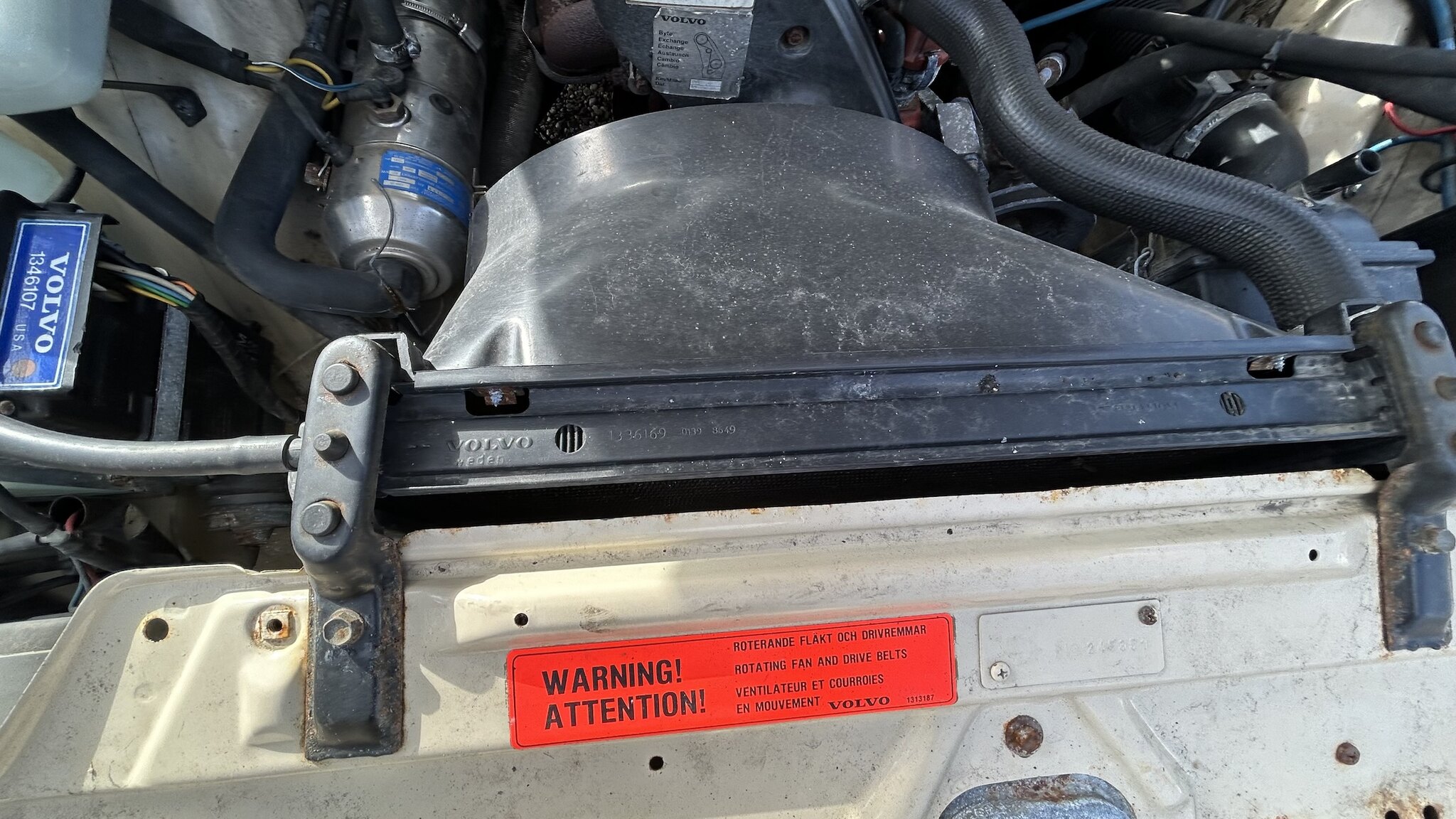 Image of 1987 Volvo 244 mechanics
