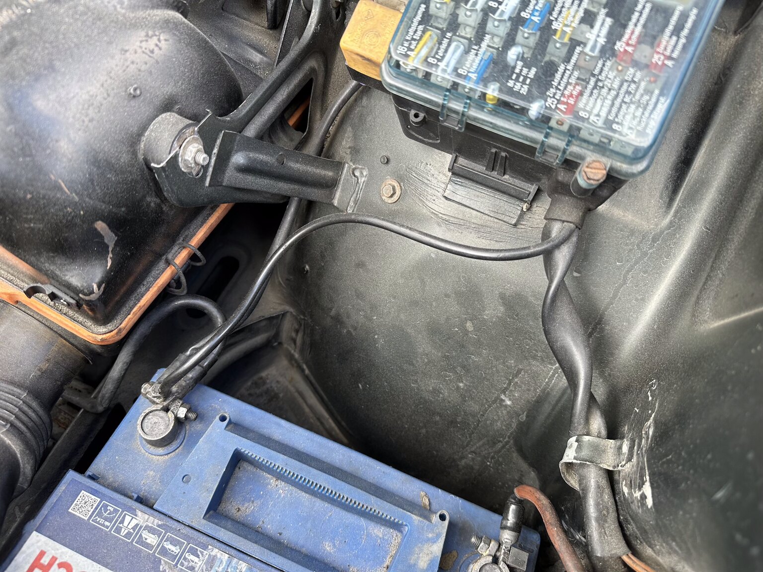 Image of 1985 BMW 525E mechanics