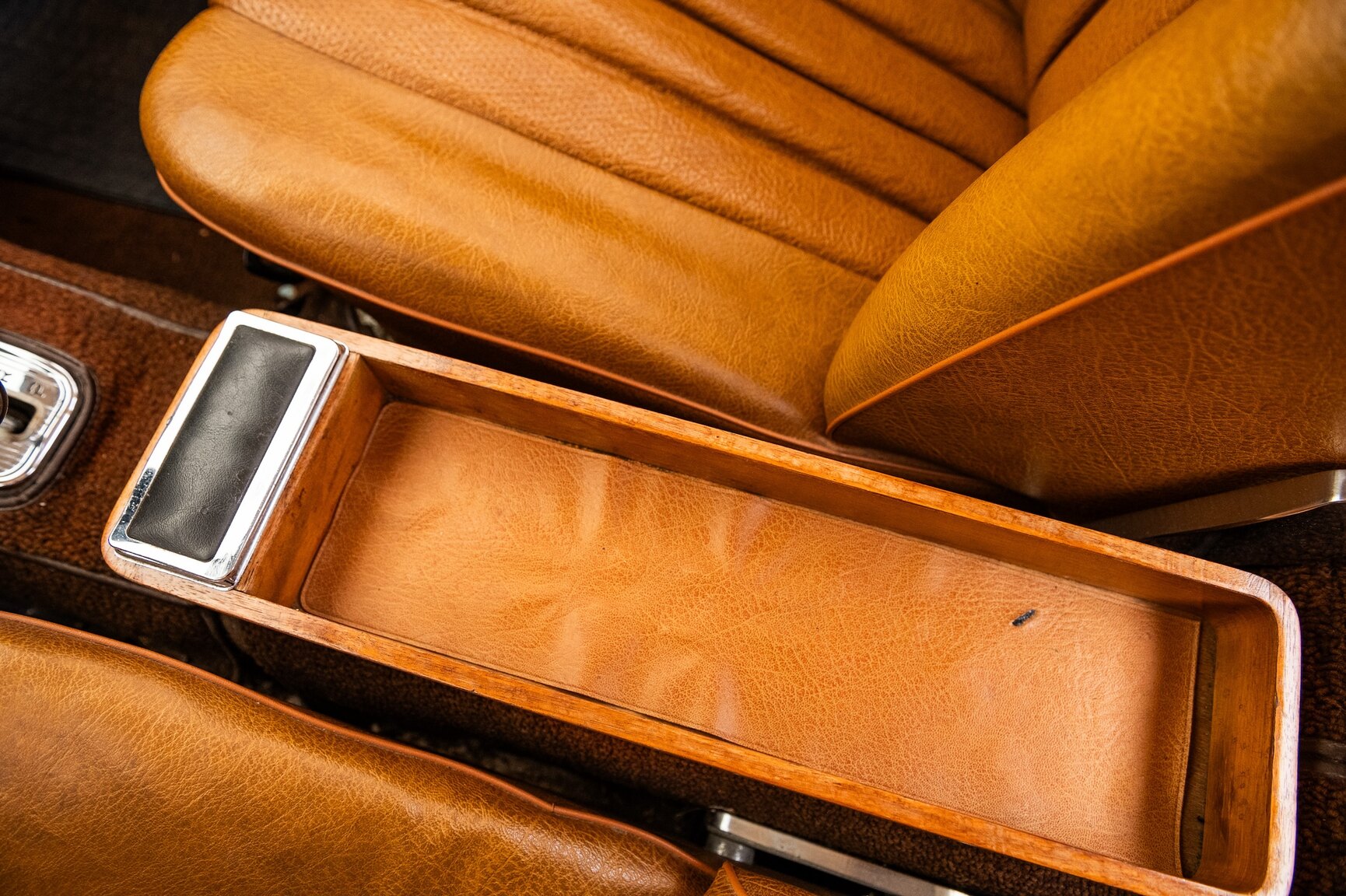 Innenraumfoto von 1968 Mercedes-Benz 280 SL Pagoda (27)