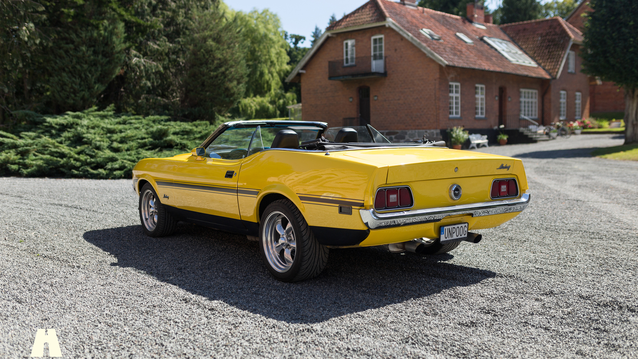 Exterior image of 1971 Ford Mustang 429 Cabriolet (7)