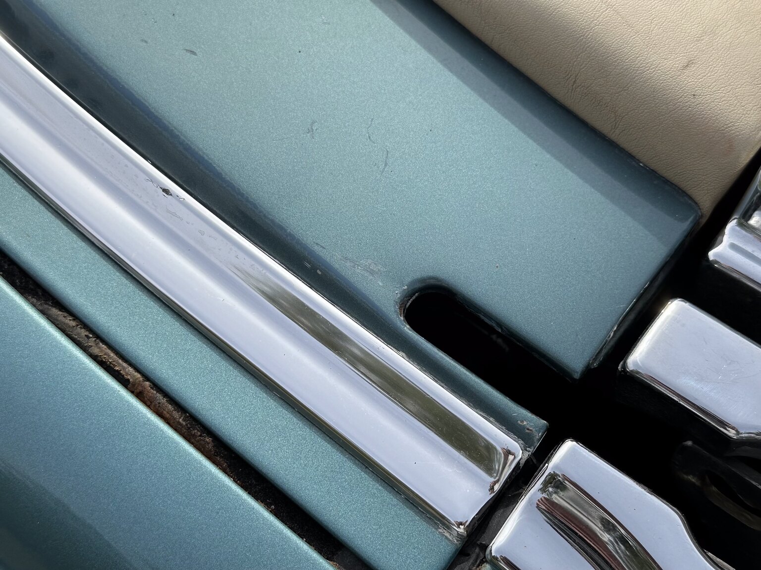 Exteriörbild på 1985 Mercedes-Benz 380 SL